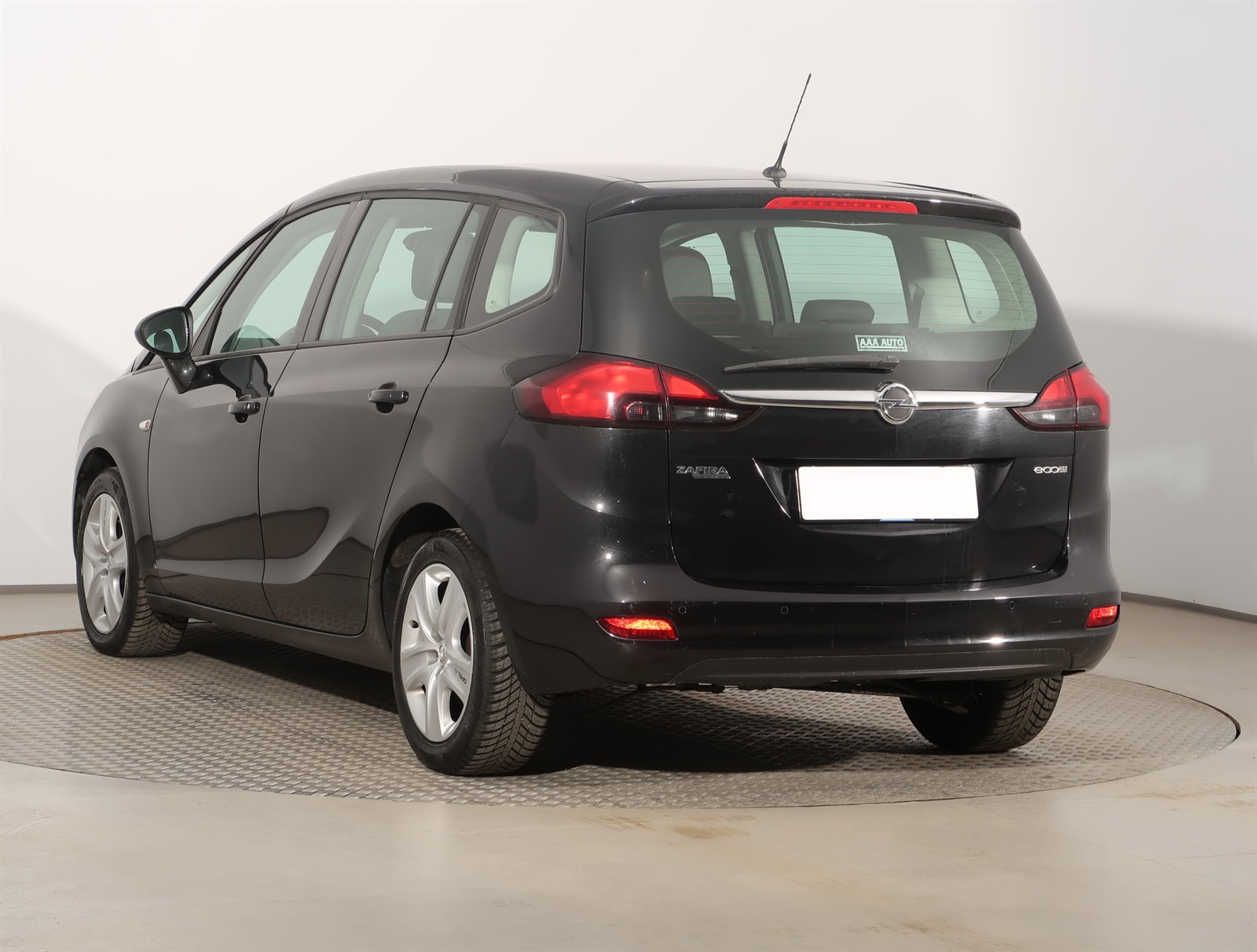 Opel Zafira, 2016 - pohled č. 5