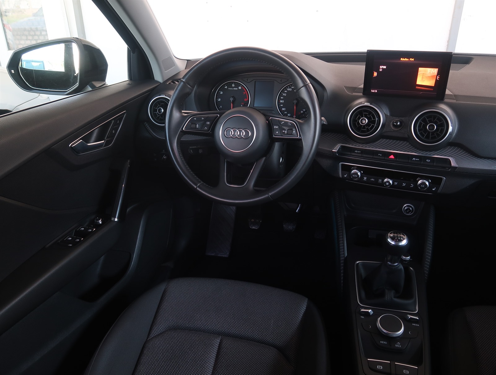 Audi Q2, 2017 - pohled č. 9