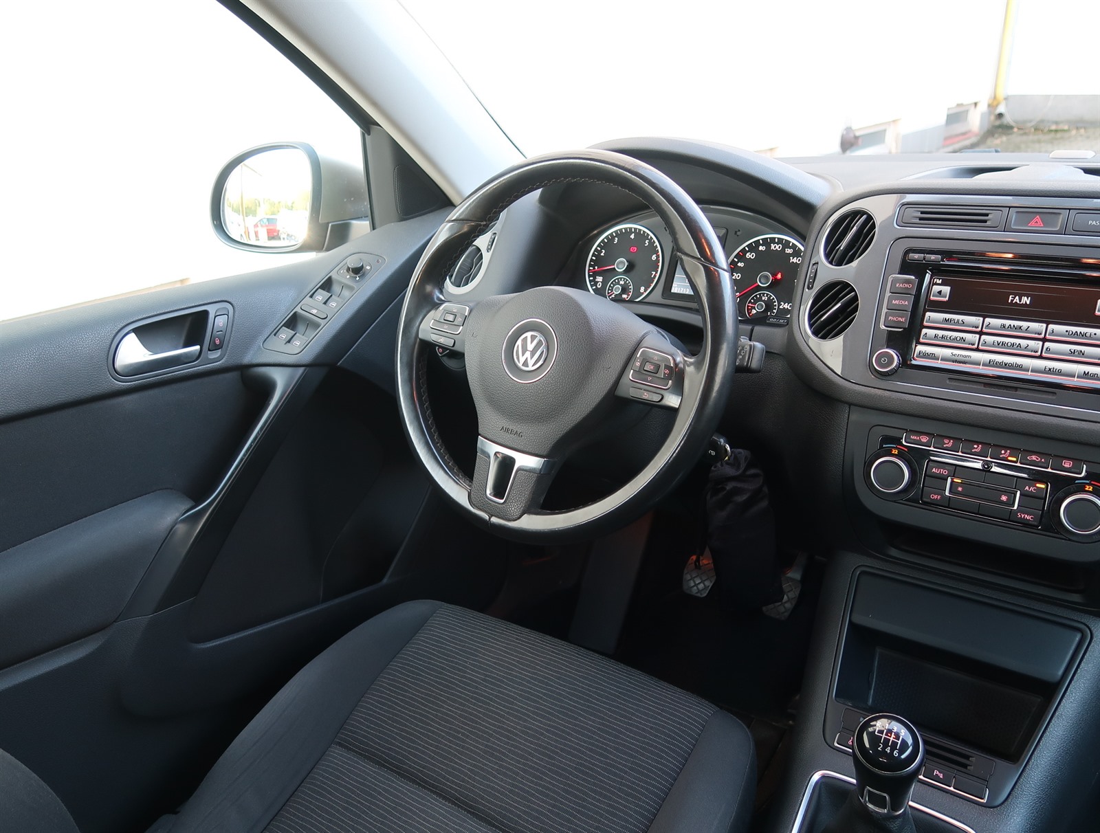 Volkswagen Tiguan, 2013 - pohled č. 9