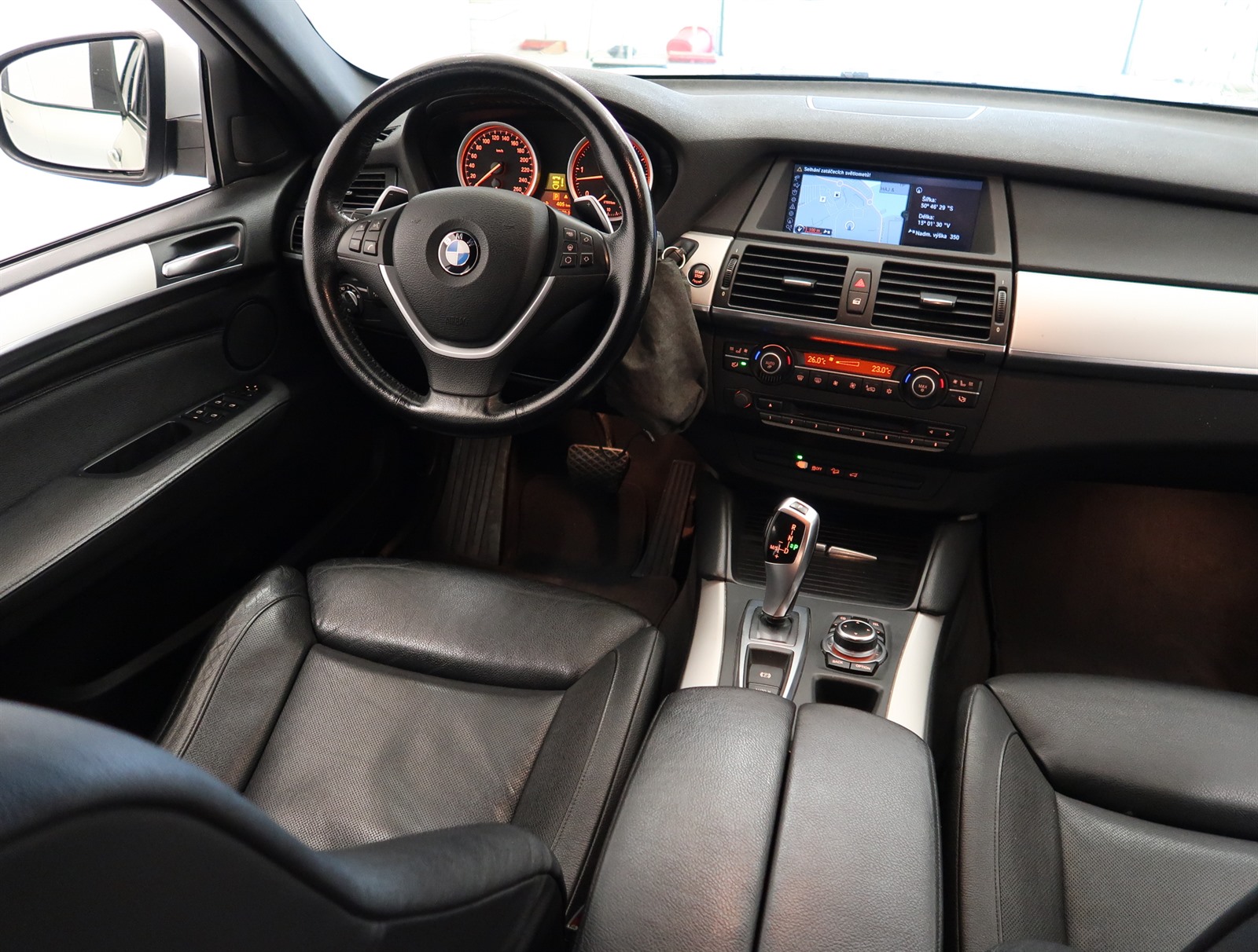 BMW X6, 2011 - pohled č. 9