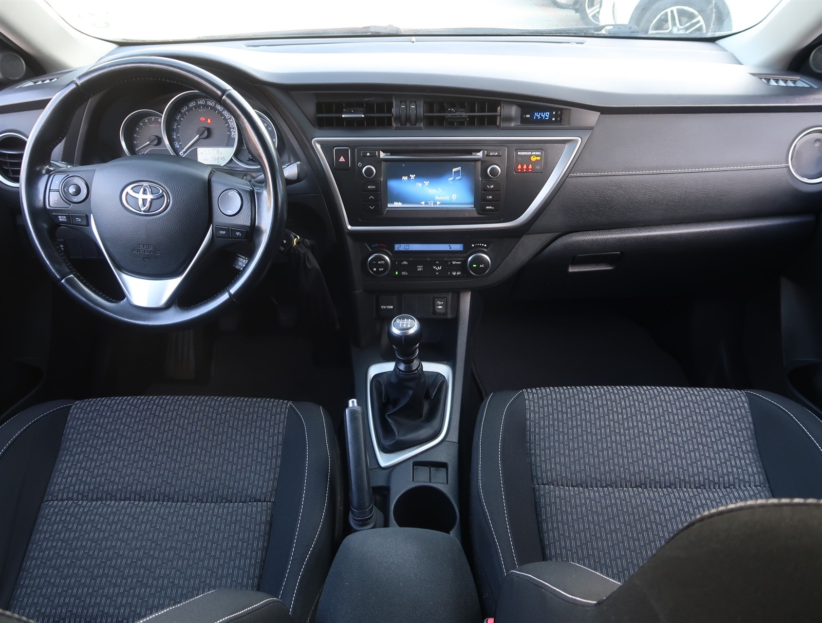 Toyota Auris, 2014 - pohled č. 10