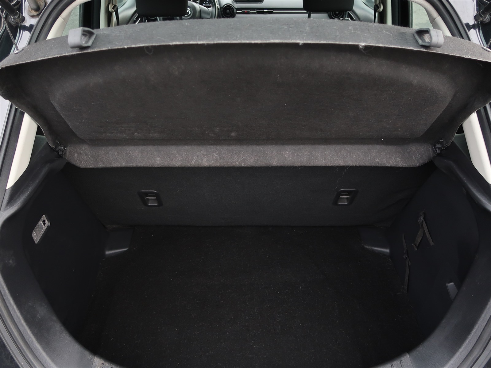 Mazda 2, 2016 - pohled č. 19