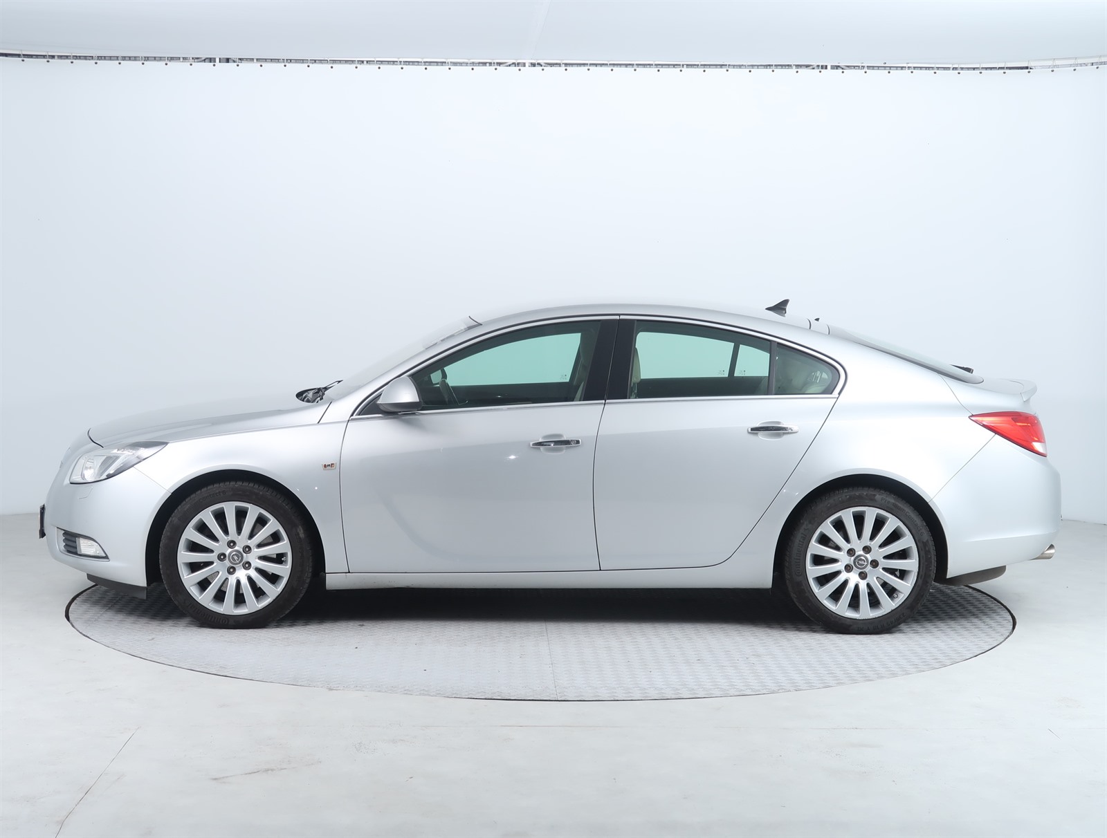 Opel Insignia, 2009 - pohled č. 4