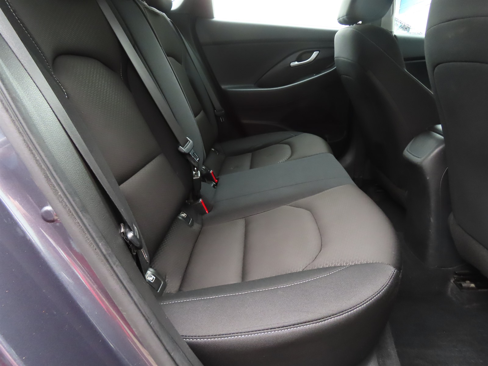 Hyundai i30 Fastback, 2018 - pohled č. 13