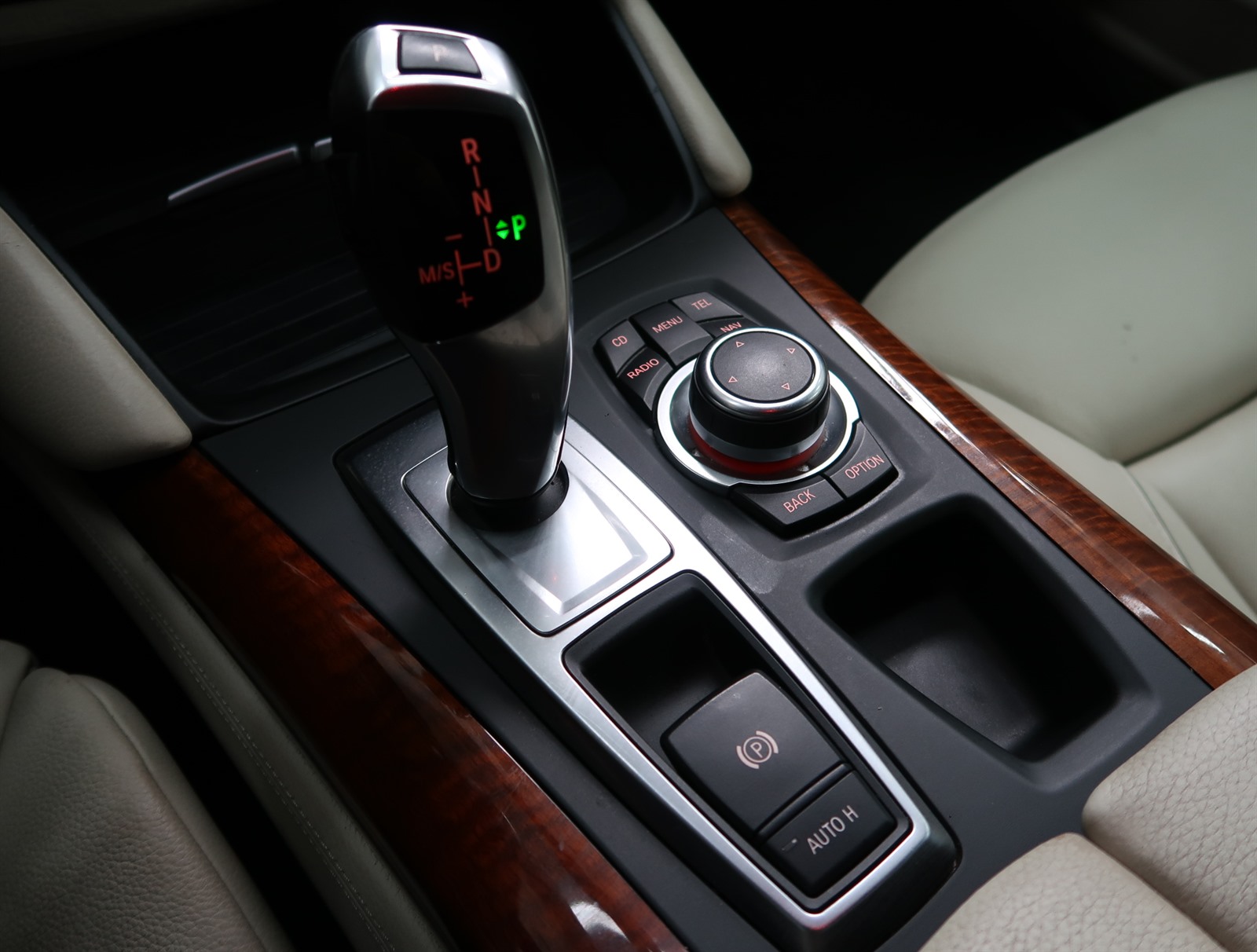 BMW X6, 2012 - pohled č. 19