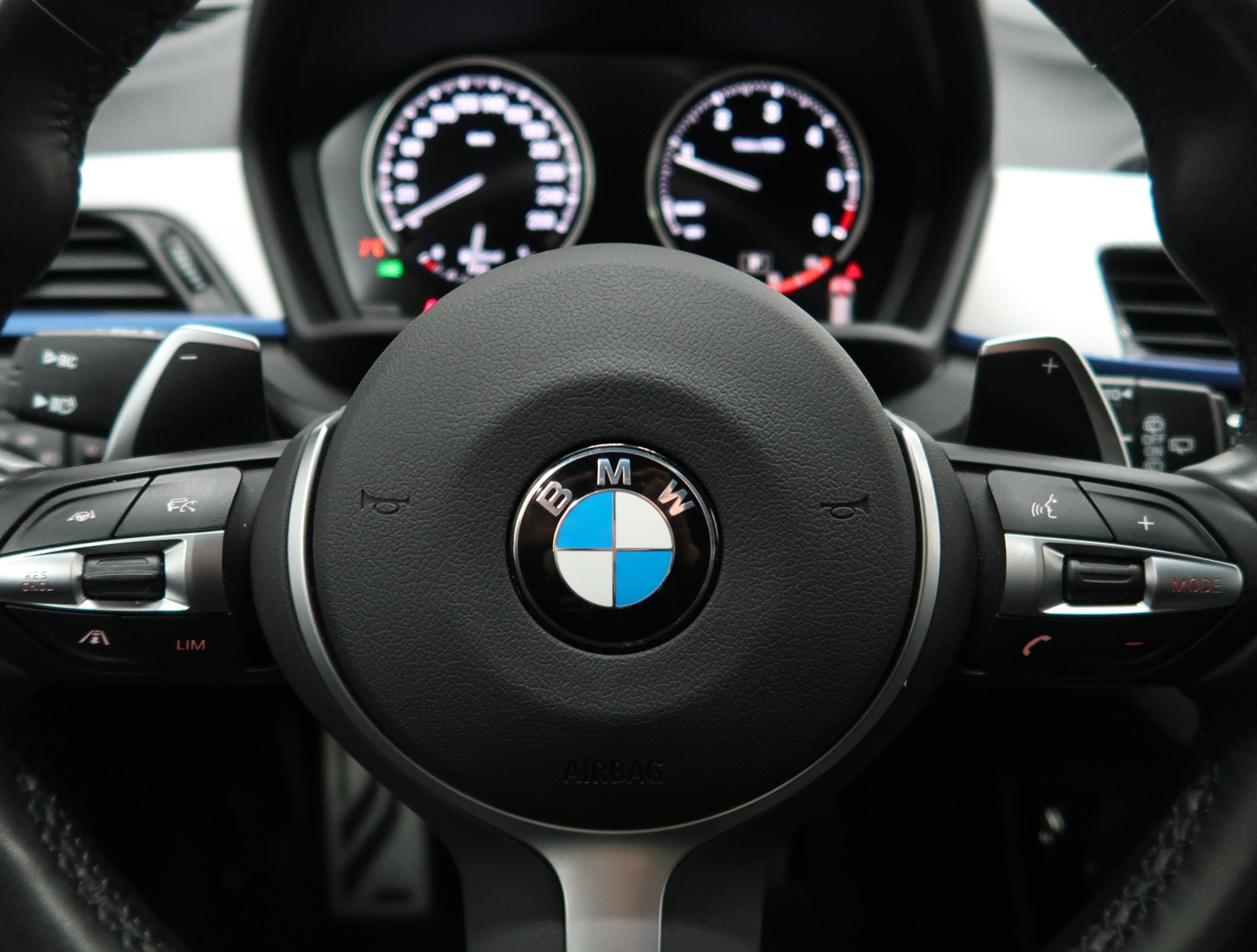 BMW X1, 2020 - pohled č. 26