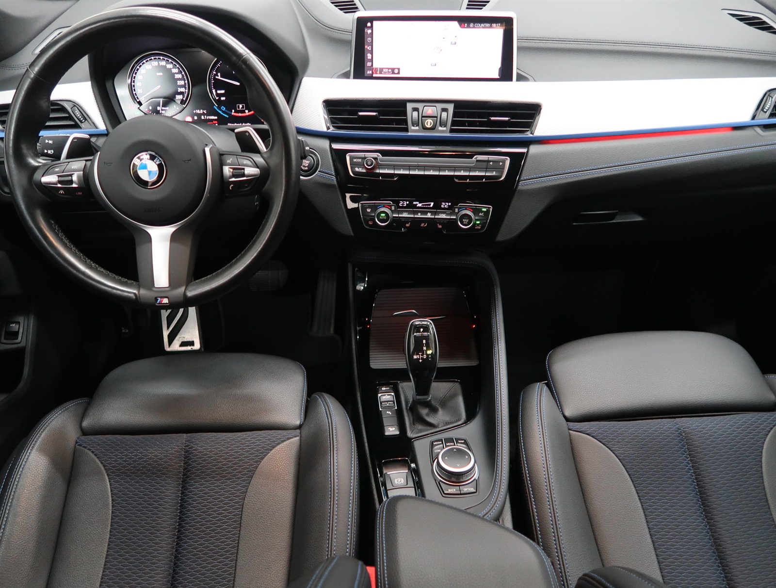 BMW X1, 2020 - pohled č. 10