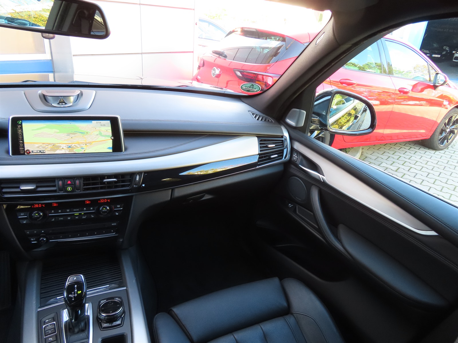 BMW X5, 2016 - pohled č. 11