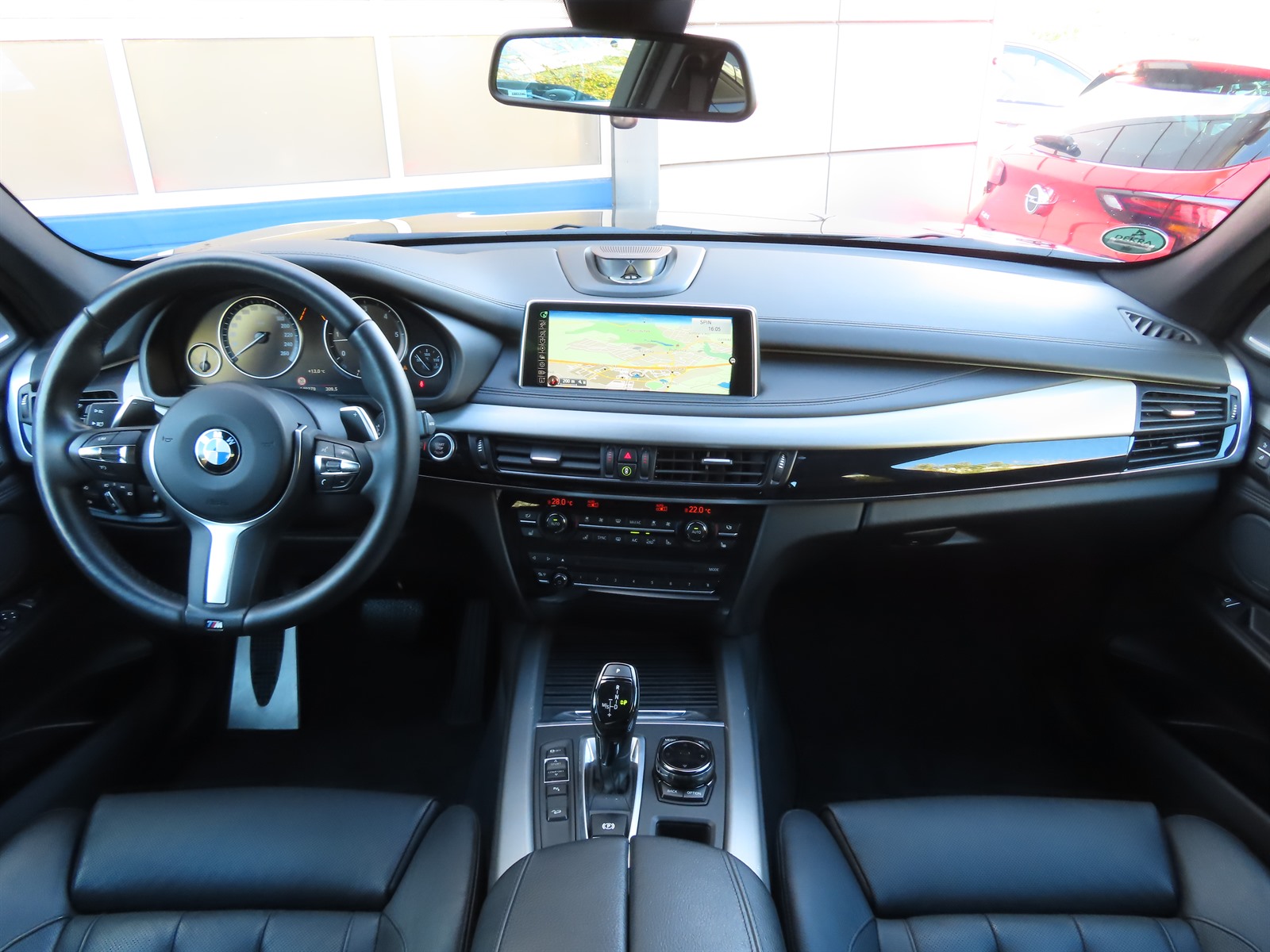 BMW X5, 2016 - pohled č. 10
