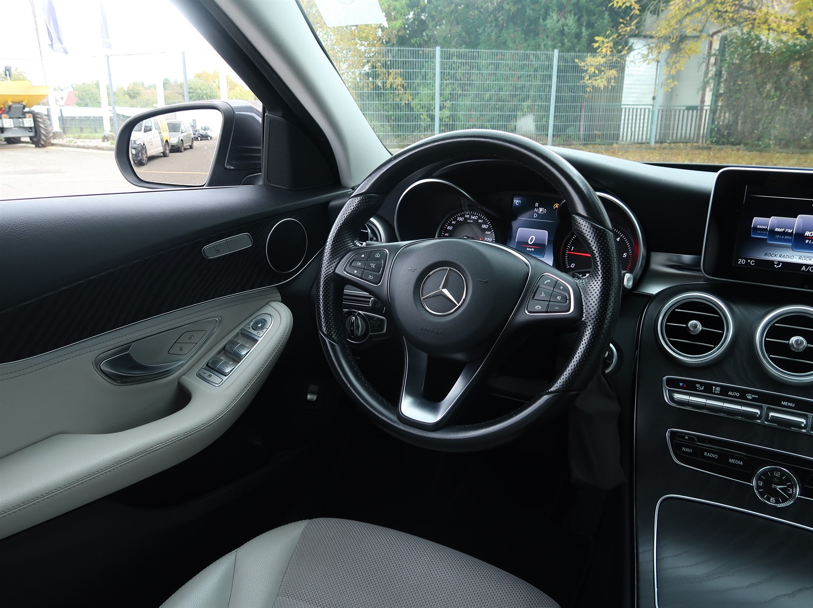 Mercedes-Benz C, 2016 - pohled č. 9