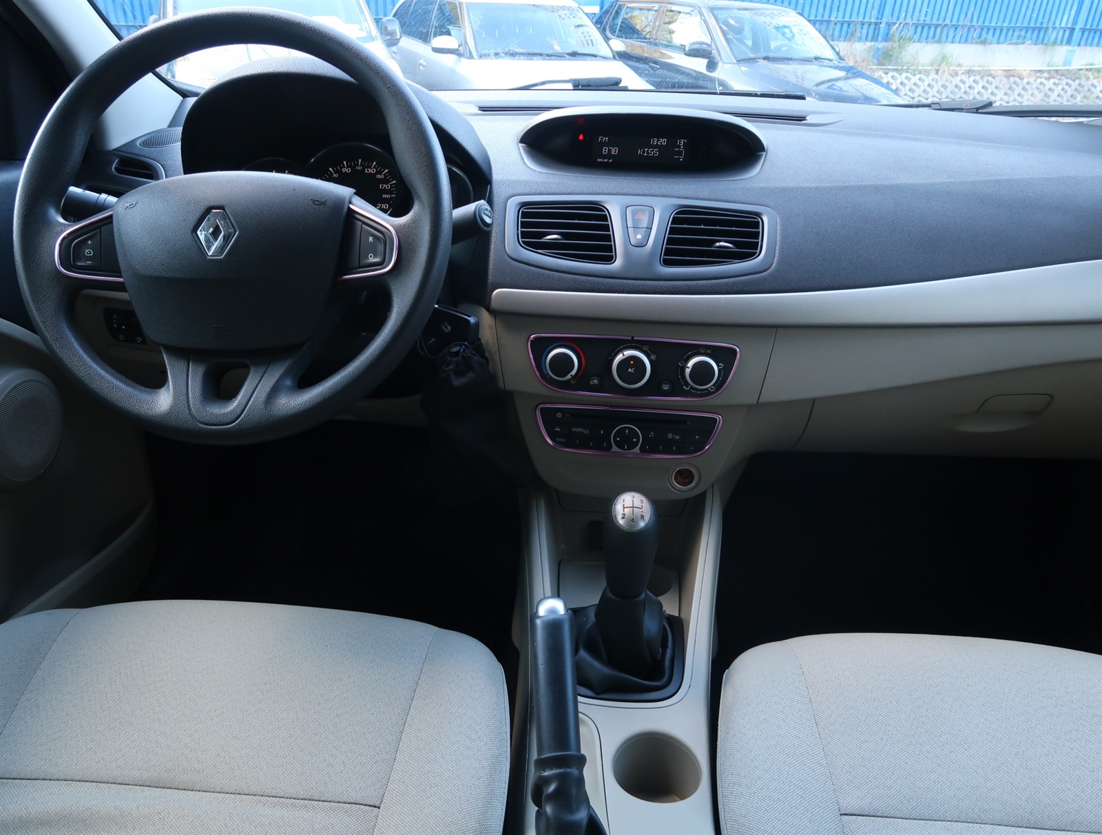 Renault Fluence, 2012 - pohled č. 10