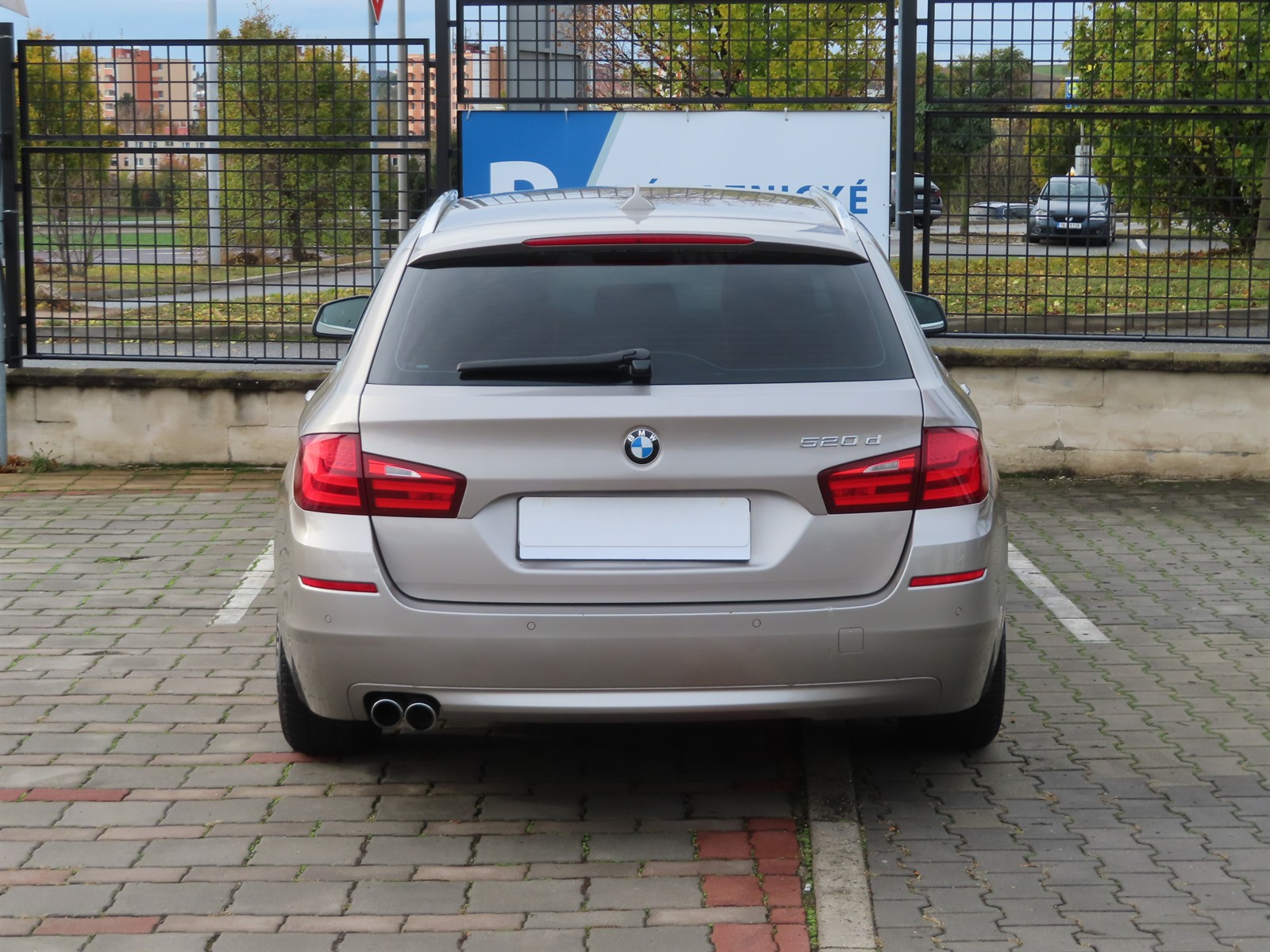 BMW Řada 5, 2013 - pohled č. 6