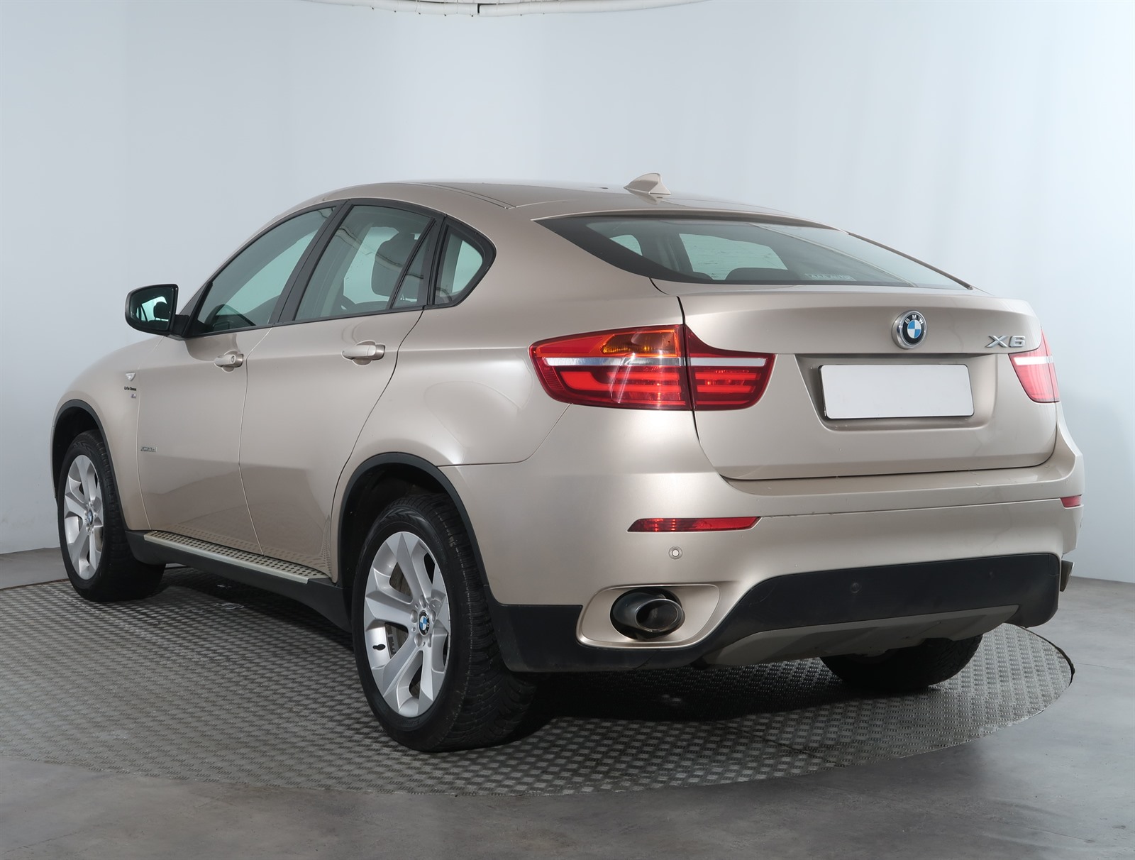 BMW X6, 2014 - pohled č. 5