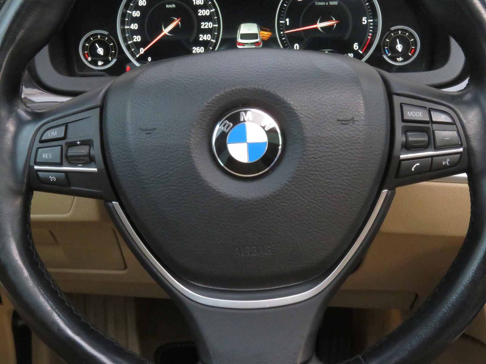 BMW 5GT, 2014 - pohled č. 28