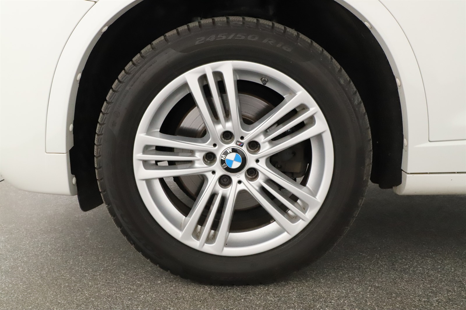BMW X3, 2017 - pohled č. 21