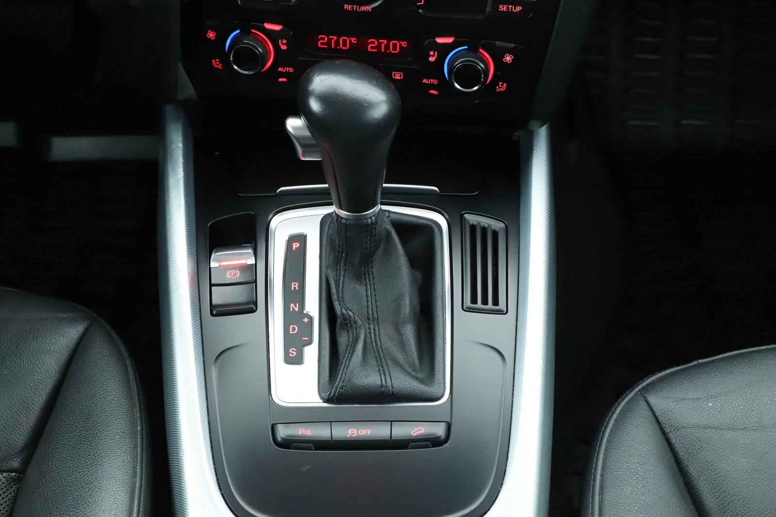 Audi Q5, 2011 - pohled č. 17
