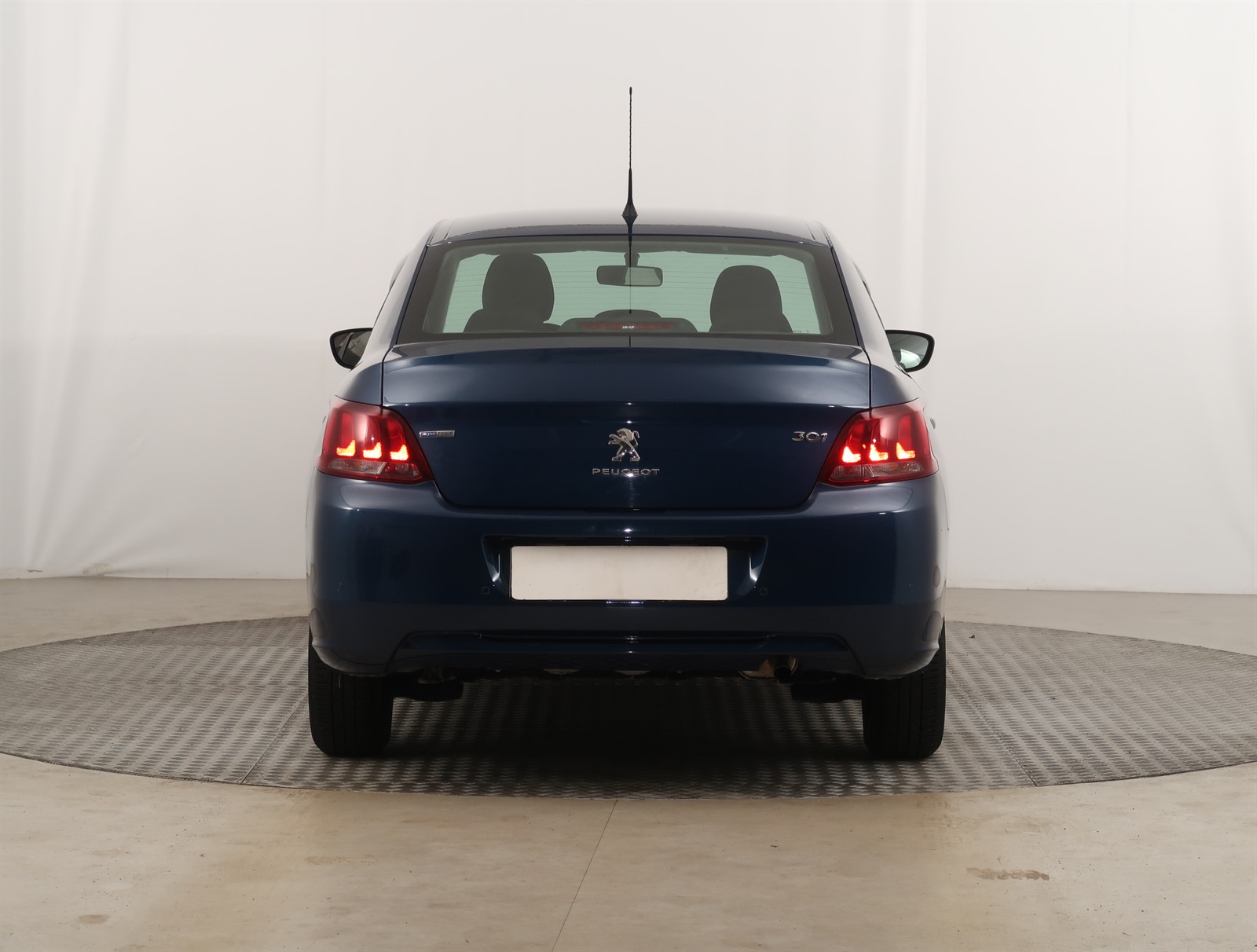 Peugeot 301, 2017 - pohled č. 6