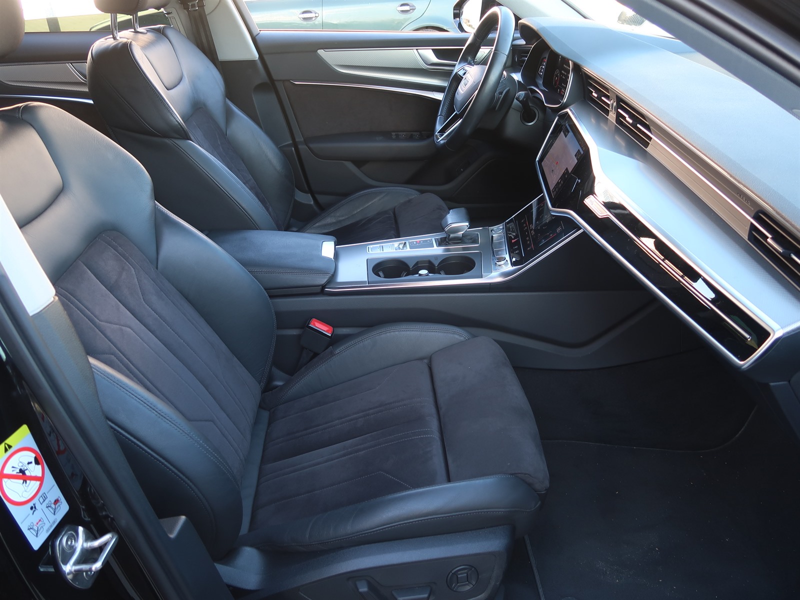Audi A6, 2019 - pohled č. 12