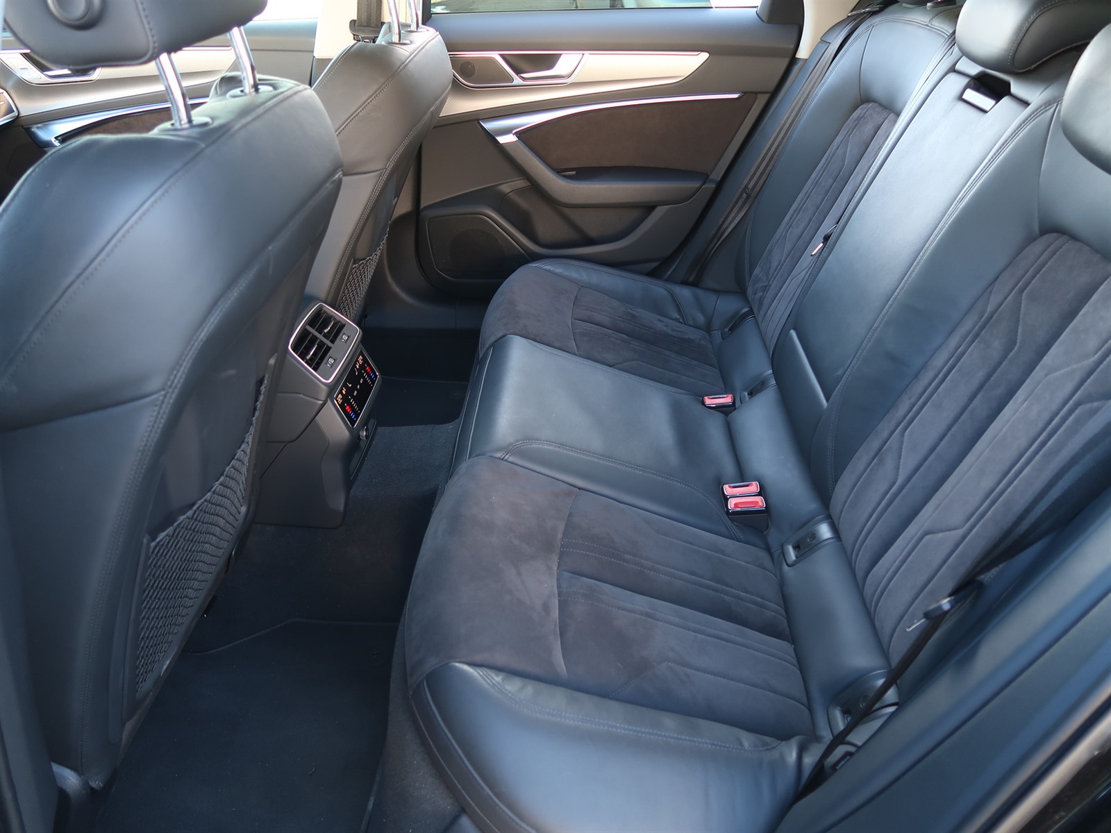 Audi A6, 2019 - pohled č. 15