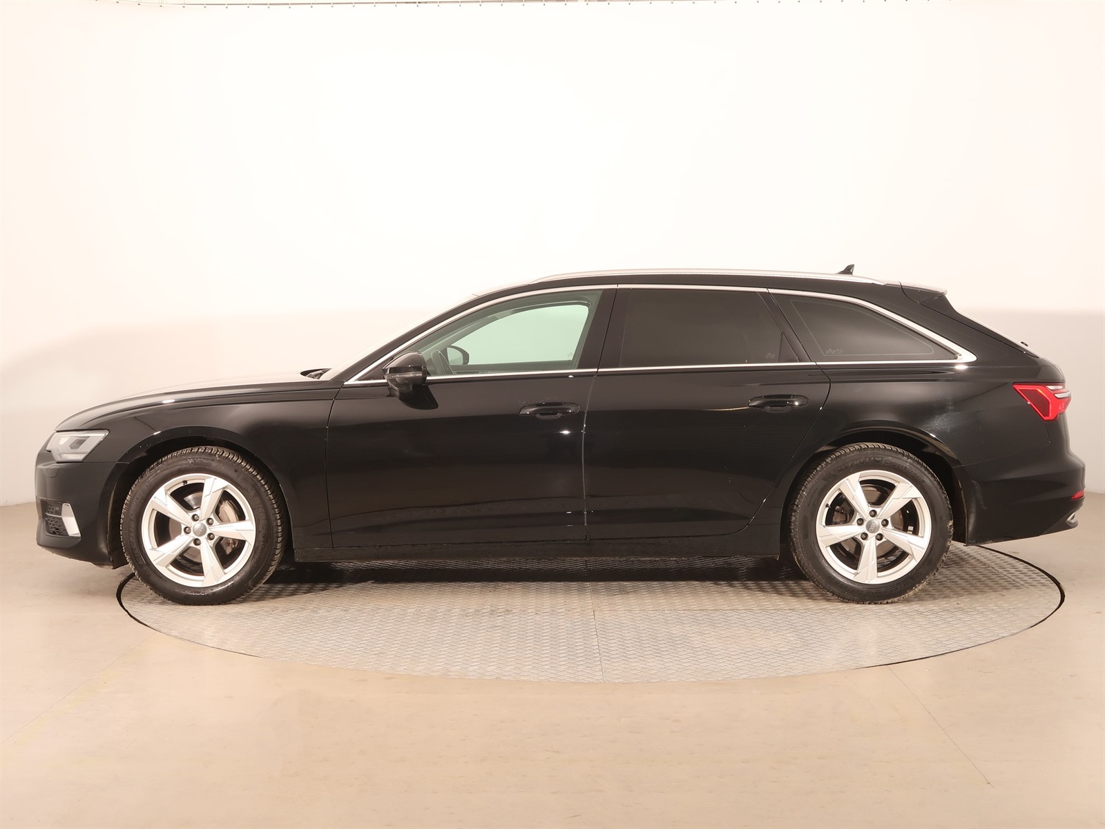 Audi A6, 2019 - pohled č. 4