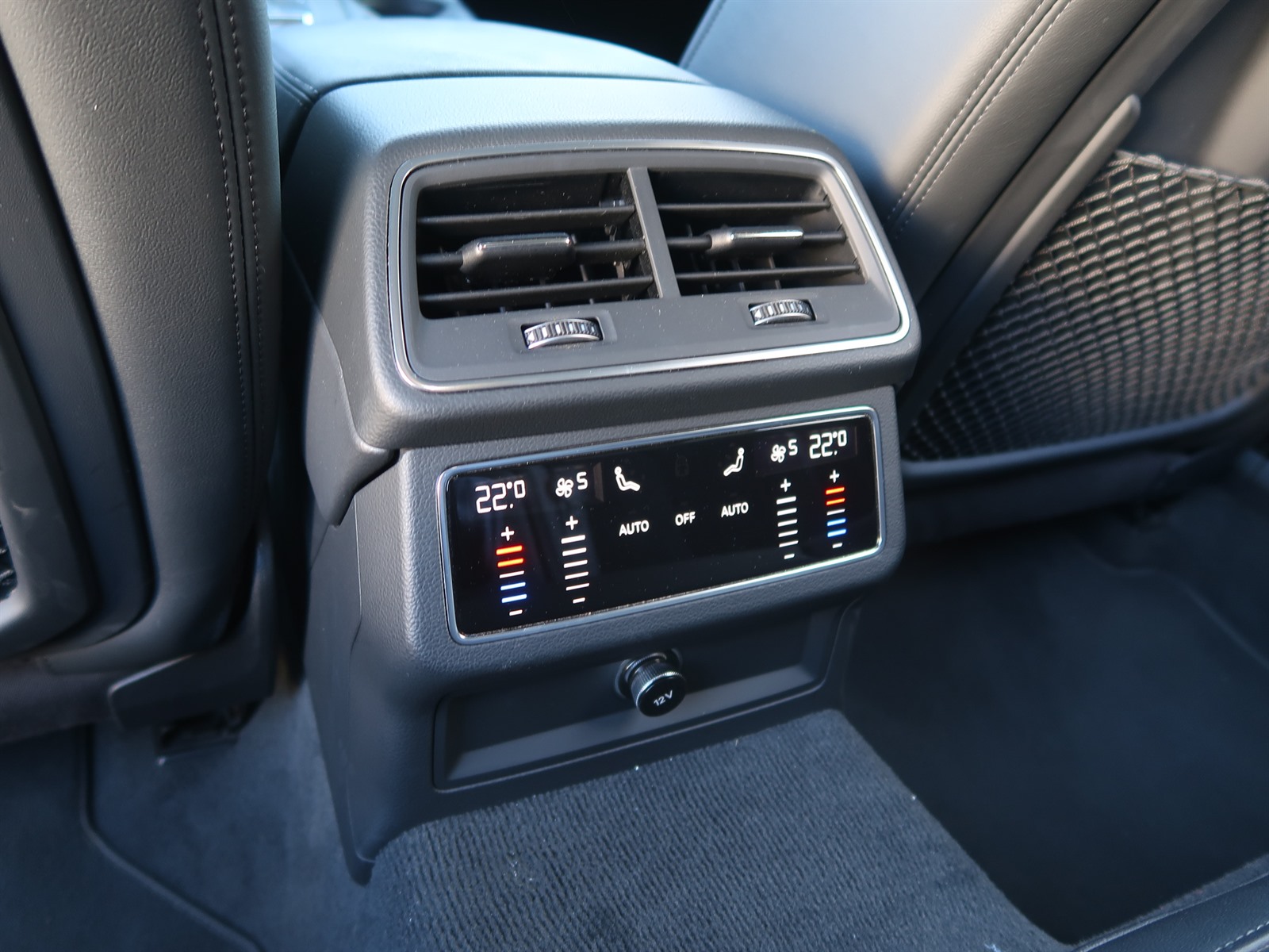 Audi A6, 2019 - pohled č. 27