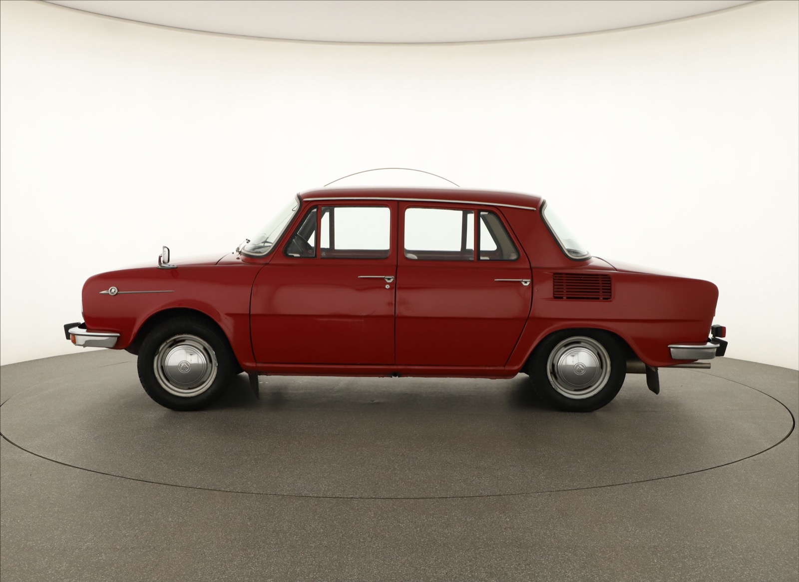 Škoda 100, 1966 - pohled č. 4