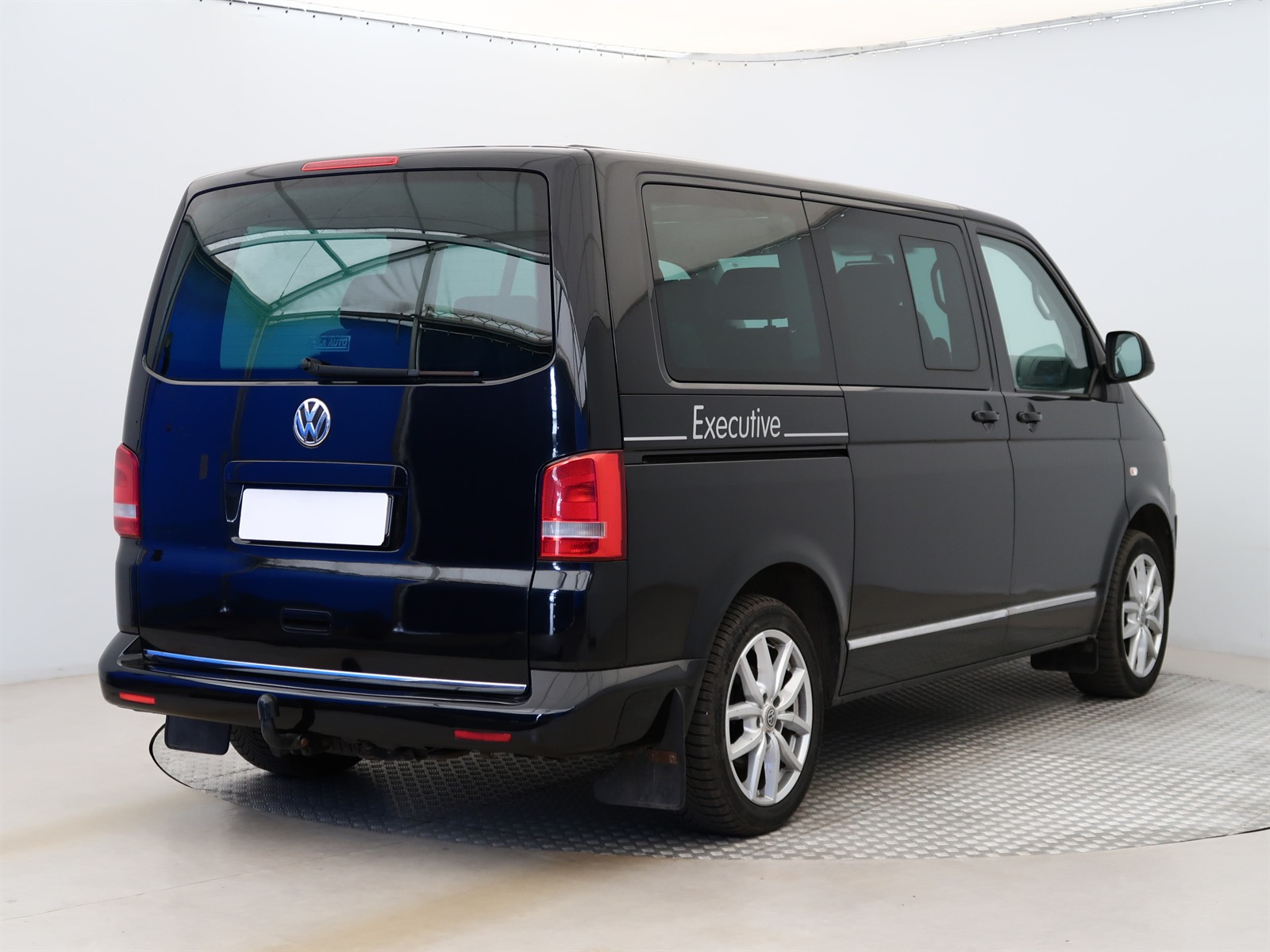 Volkswagen Multivan, 2010 - pohled č. 7