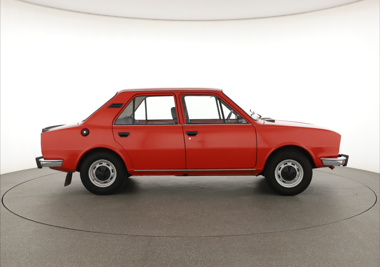 Škoda 120, 1980 - pohled č. 8