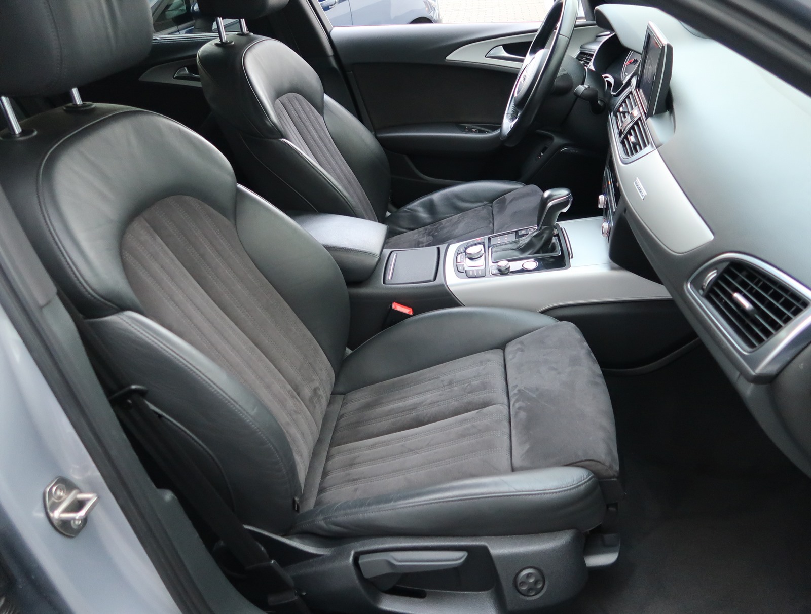 Audi A6, 2016 - pohled č. 12