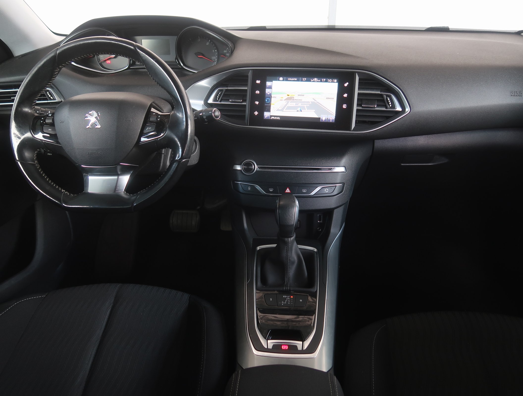 Peugeot 308, 2015 - pohled č. 10