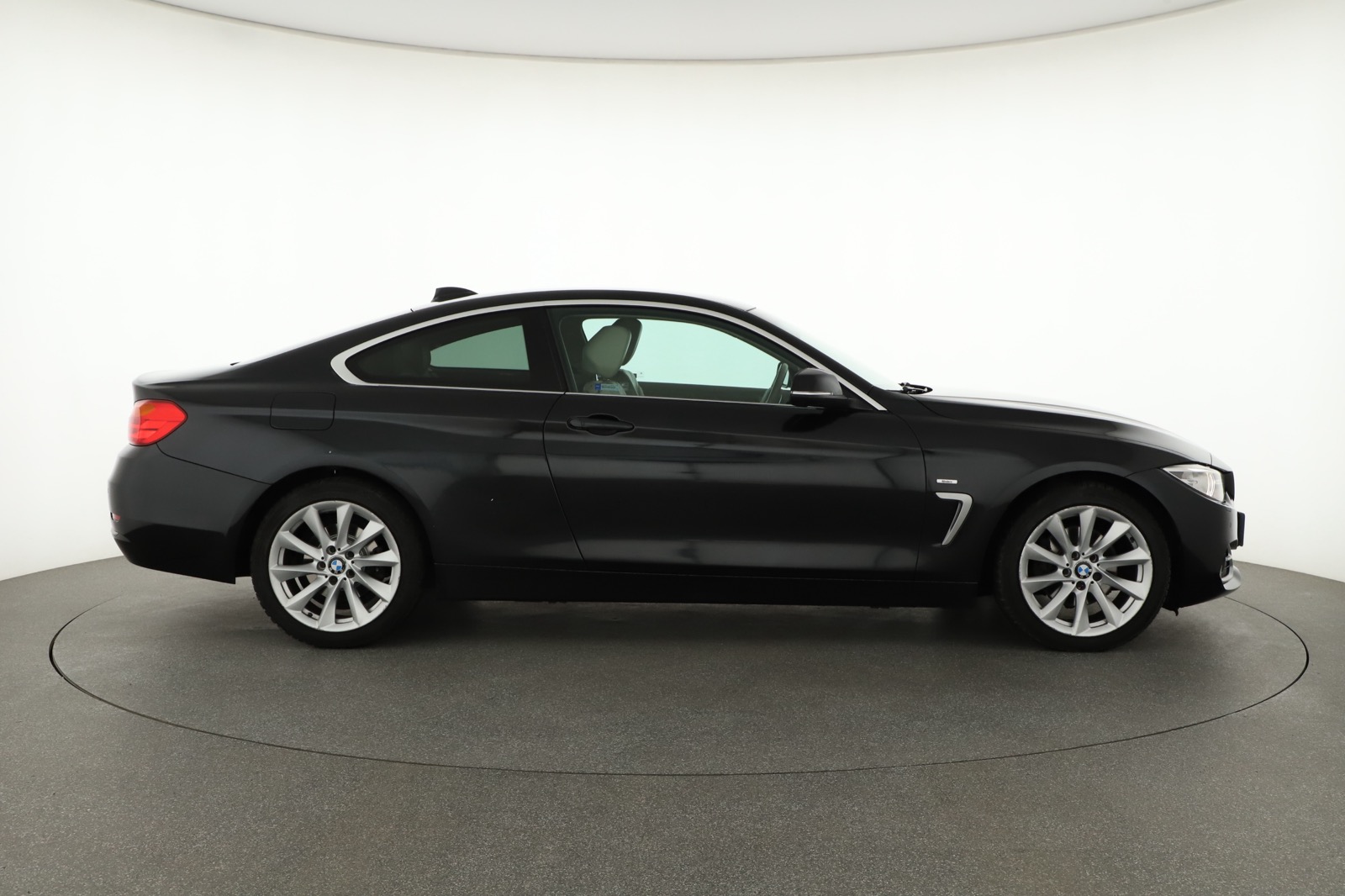 BMW 4, 2014 - pohled č. 8