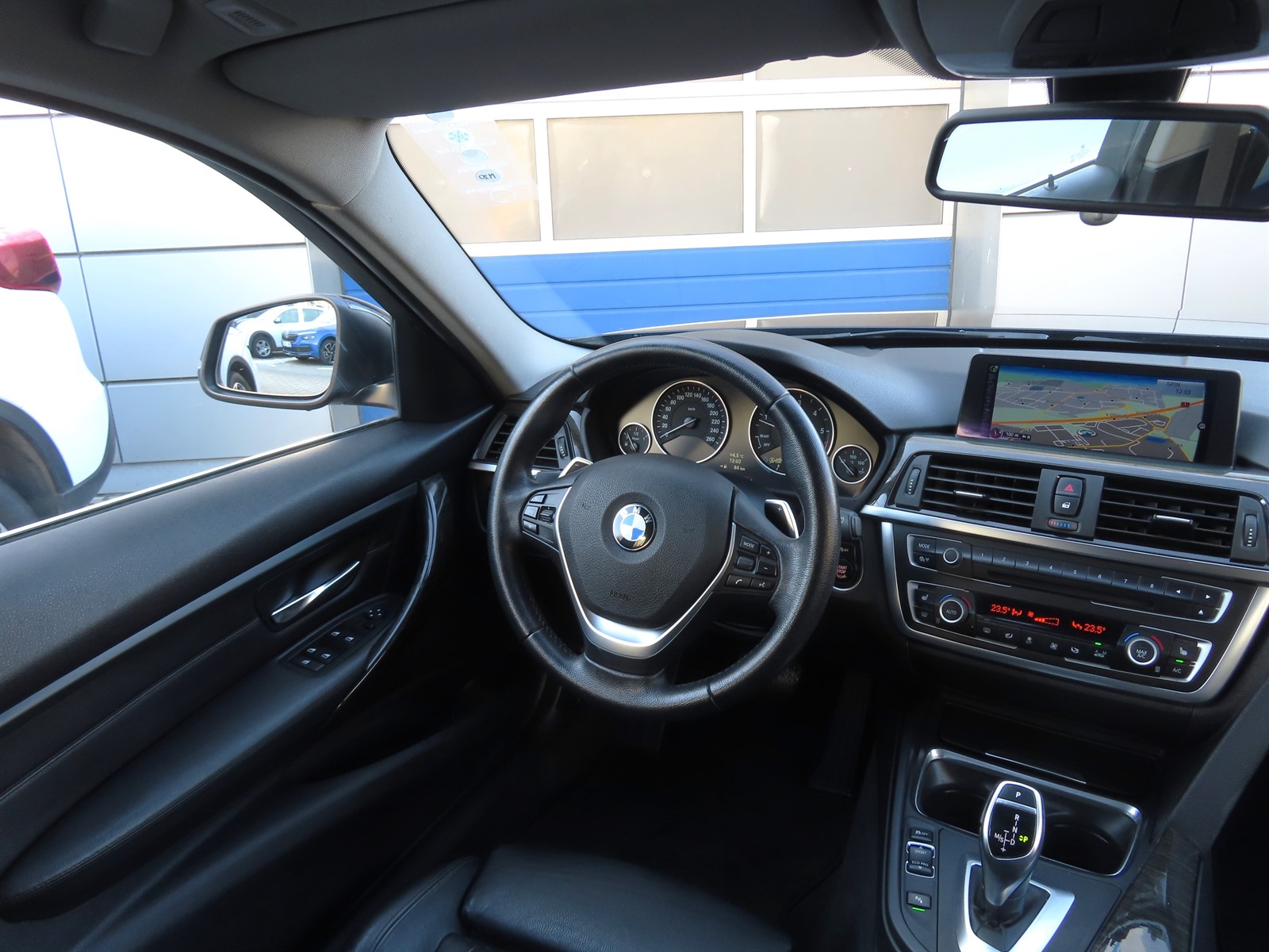 BMW Řada 3, 2013 - pohled č. 9