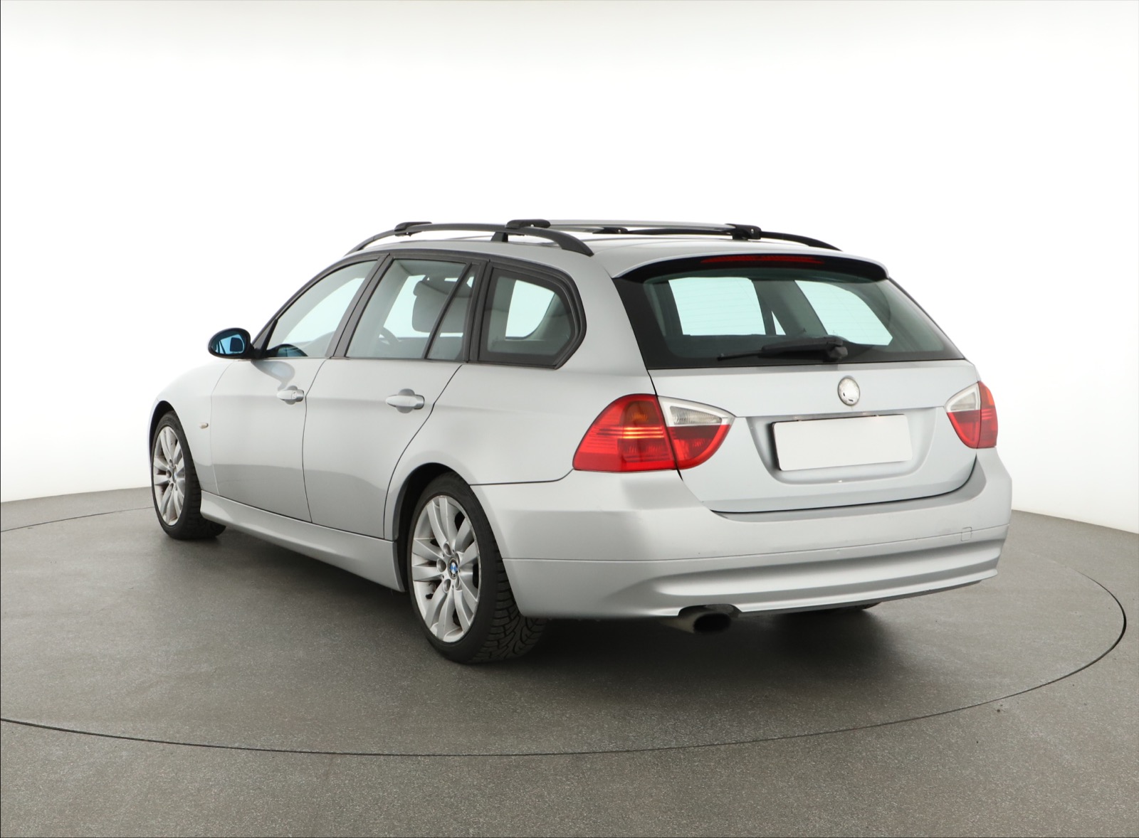 BMW Řada 3, 2008 - pohled č. 5