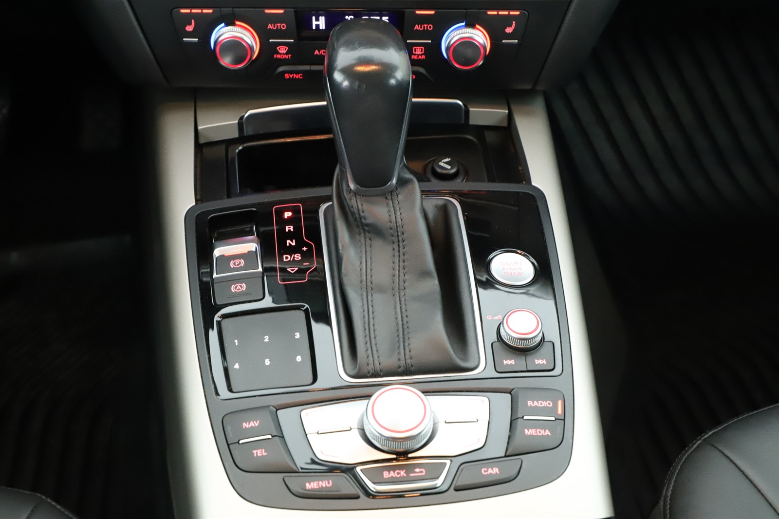 Audi A6 Allroad, 2015 - pohled č. 16