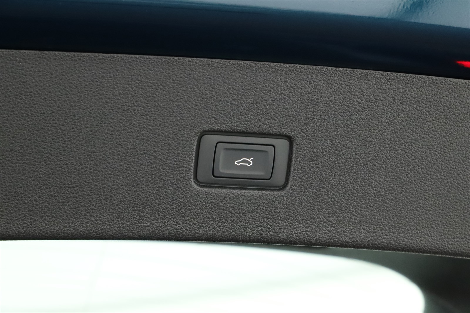 Audi Q8, 2022 - pohled č. 20