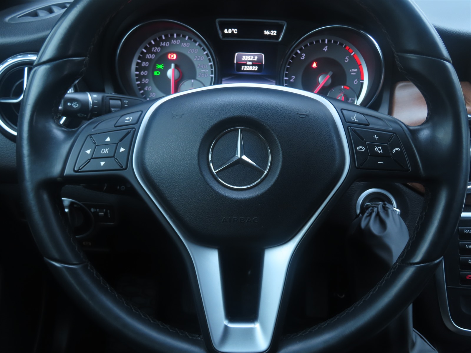 Mercedes-Benz GLA, 2014 - pohled č. 26