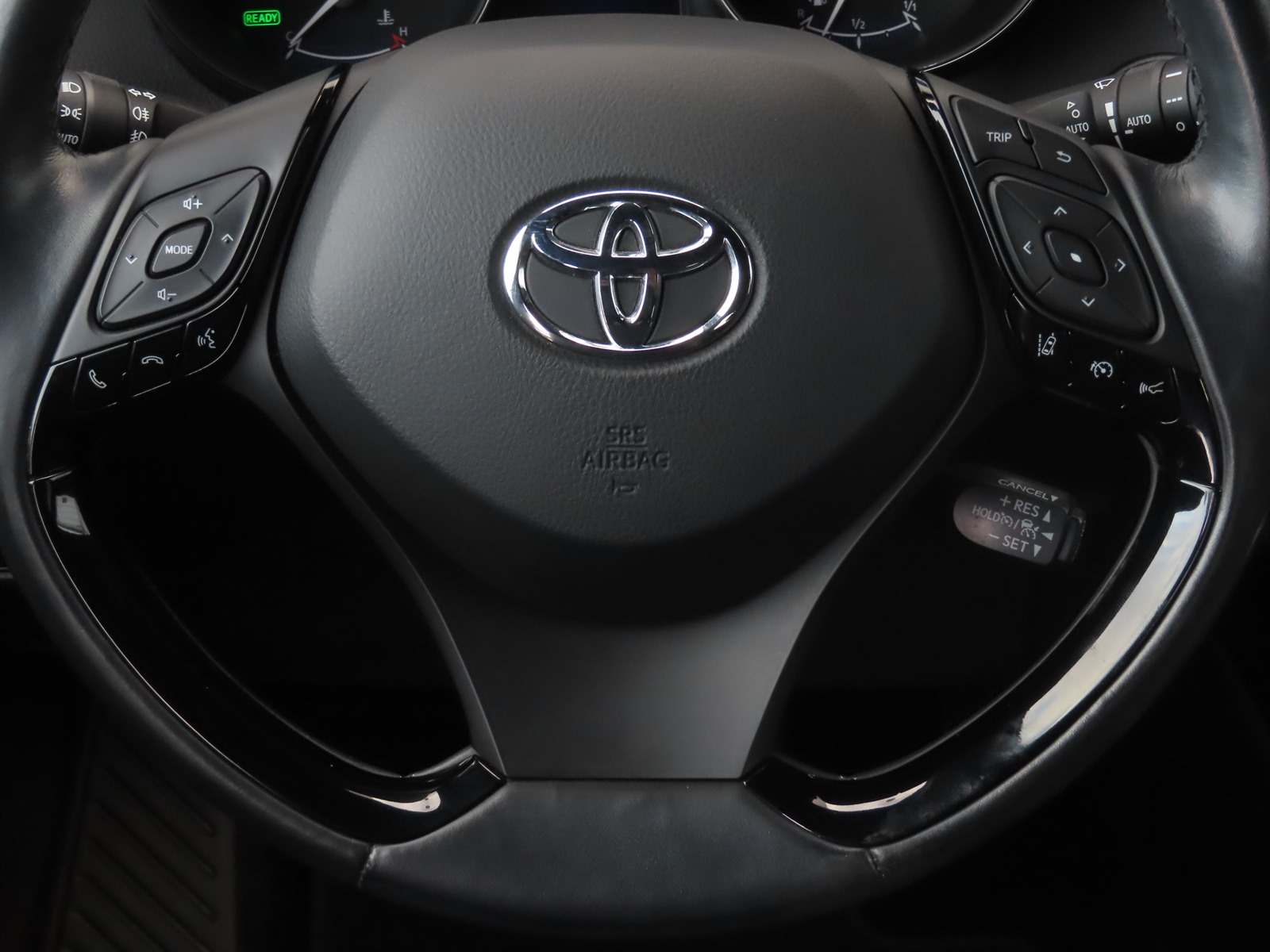 Toyota C-HR, 2017 - pohled č. 22