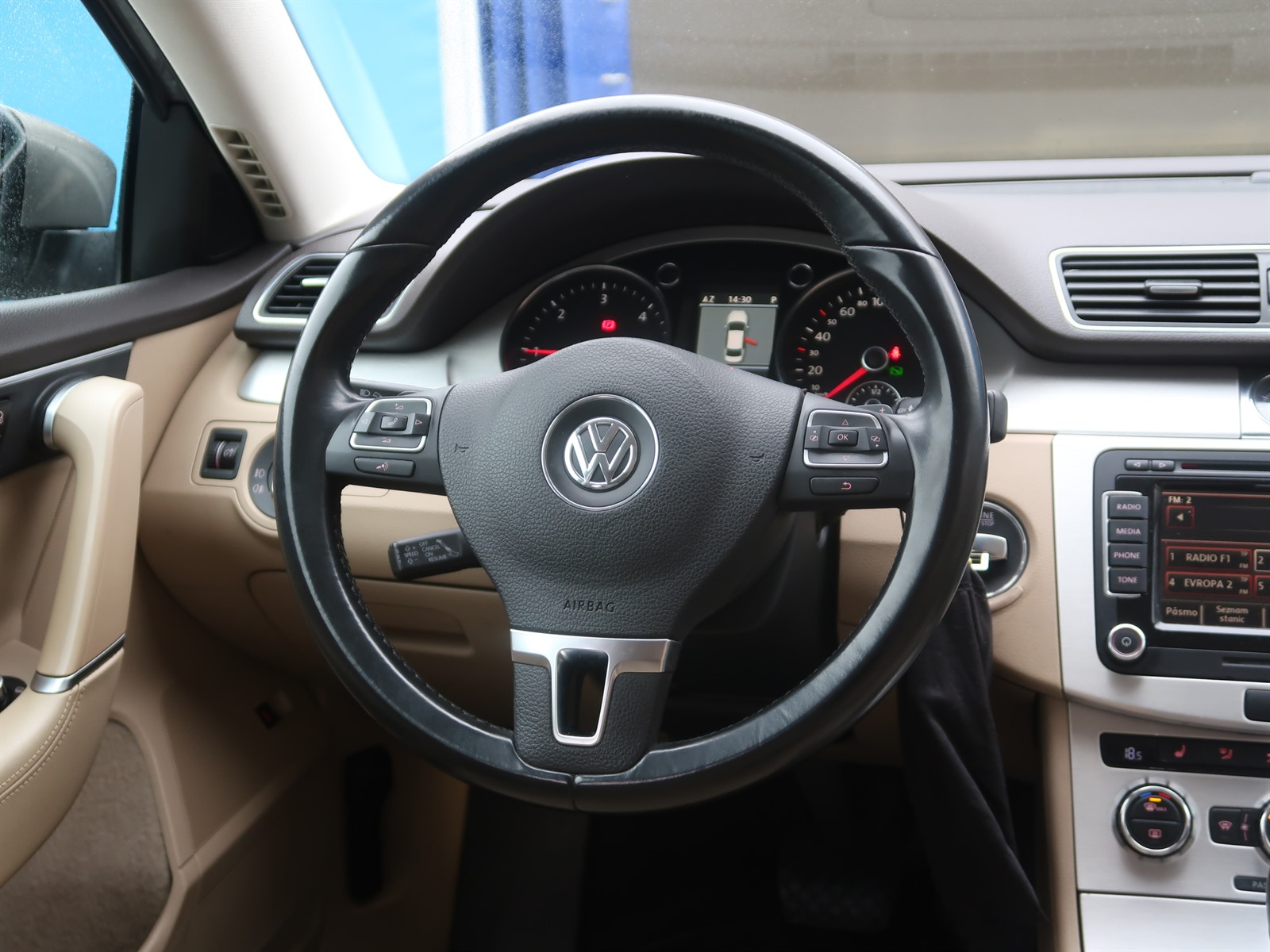 Volkswagen Passat, 2012 - pohled č. 24