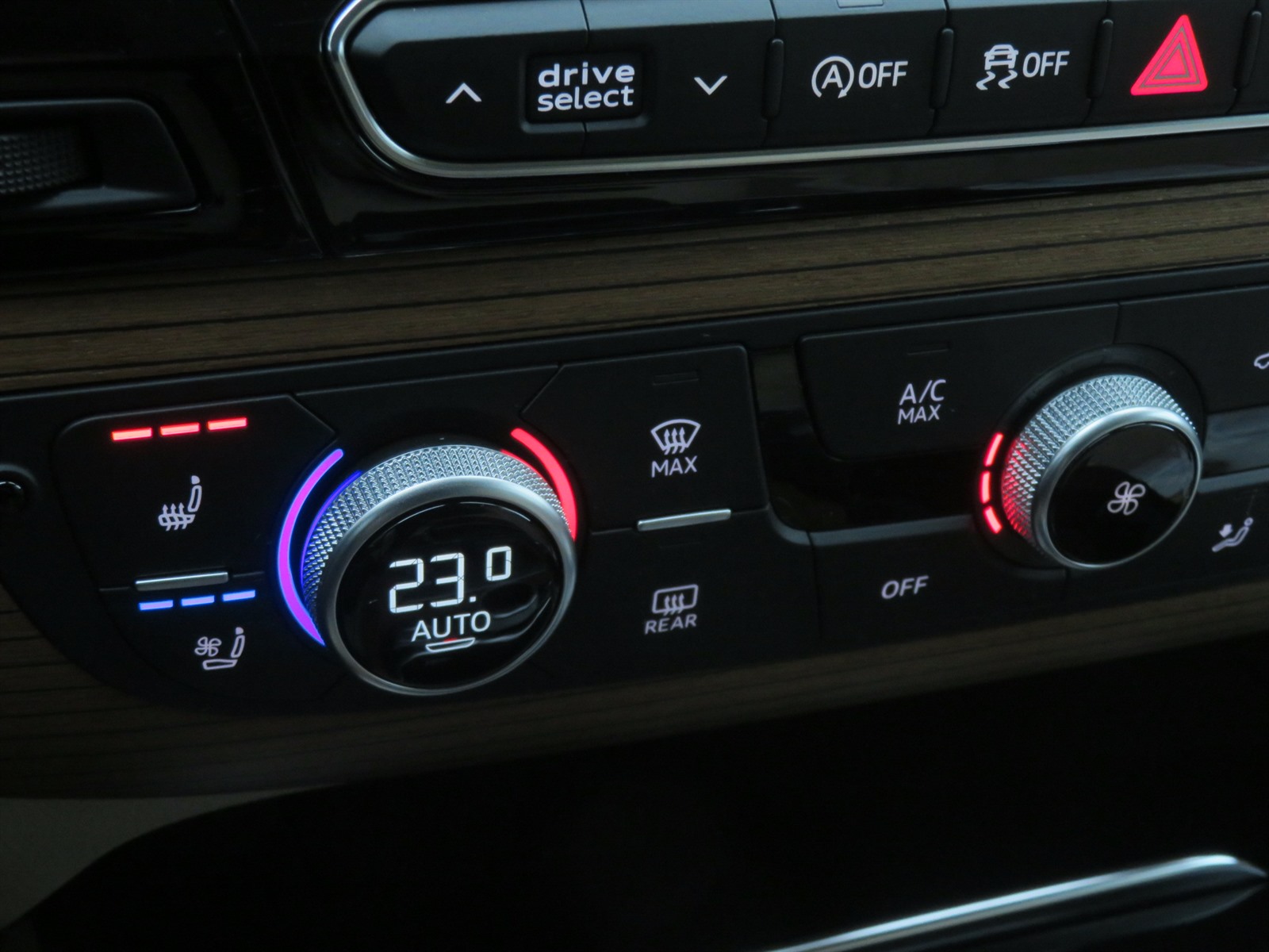 Audi Q7, 2015 - pohled č. 25