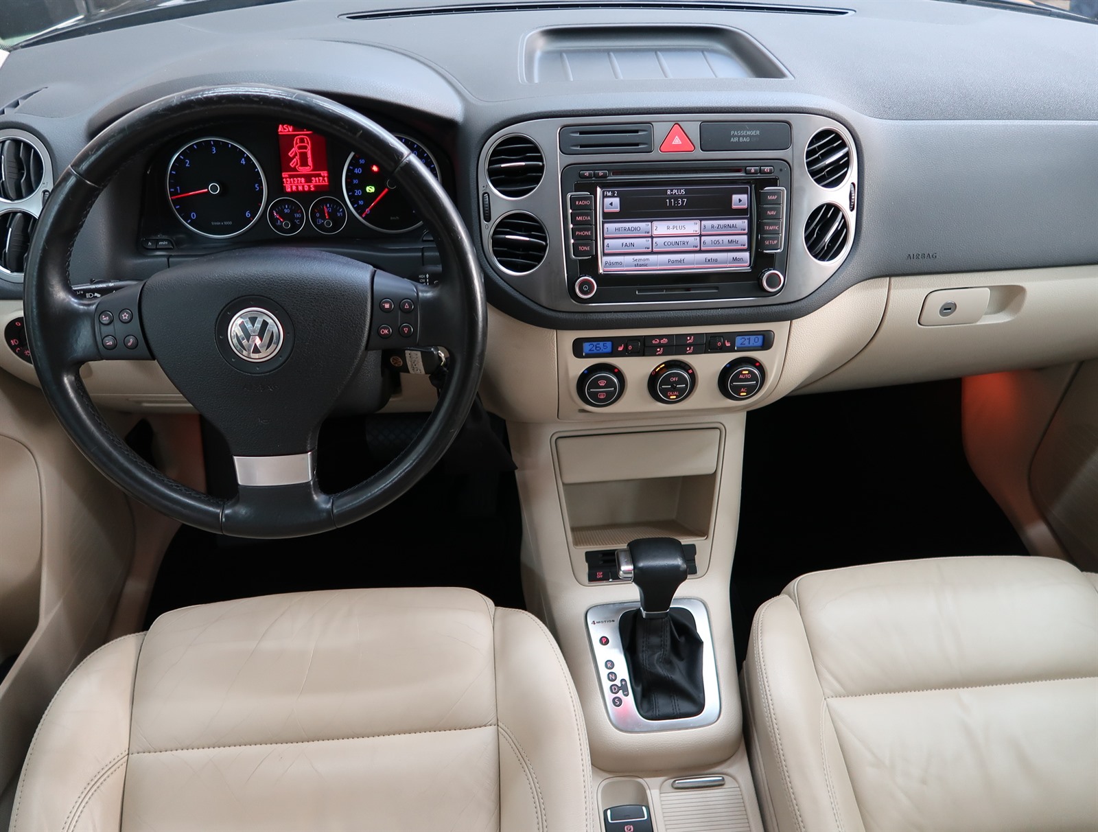 Volkswagen Tiguan, 2008 - pohled č. 10
