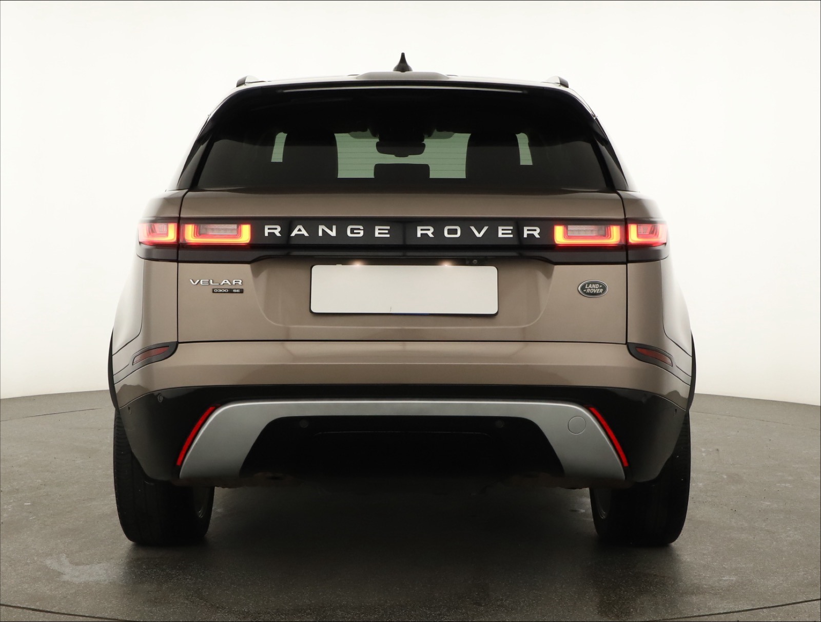 Land Rover Range Rover Velar, 2017 - pohled č. 6