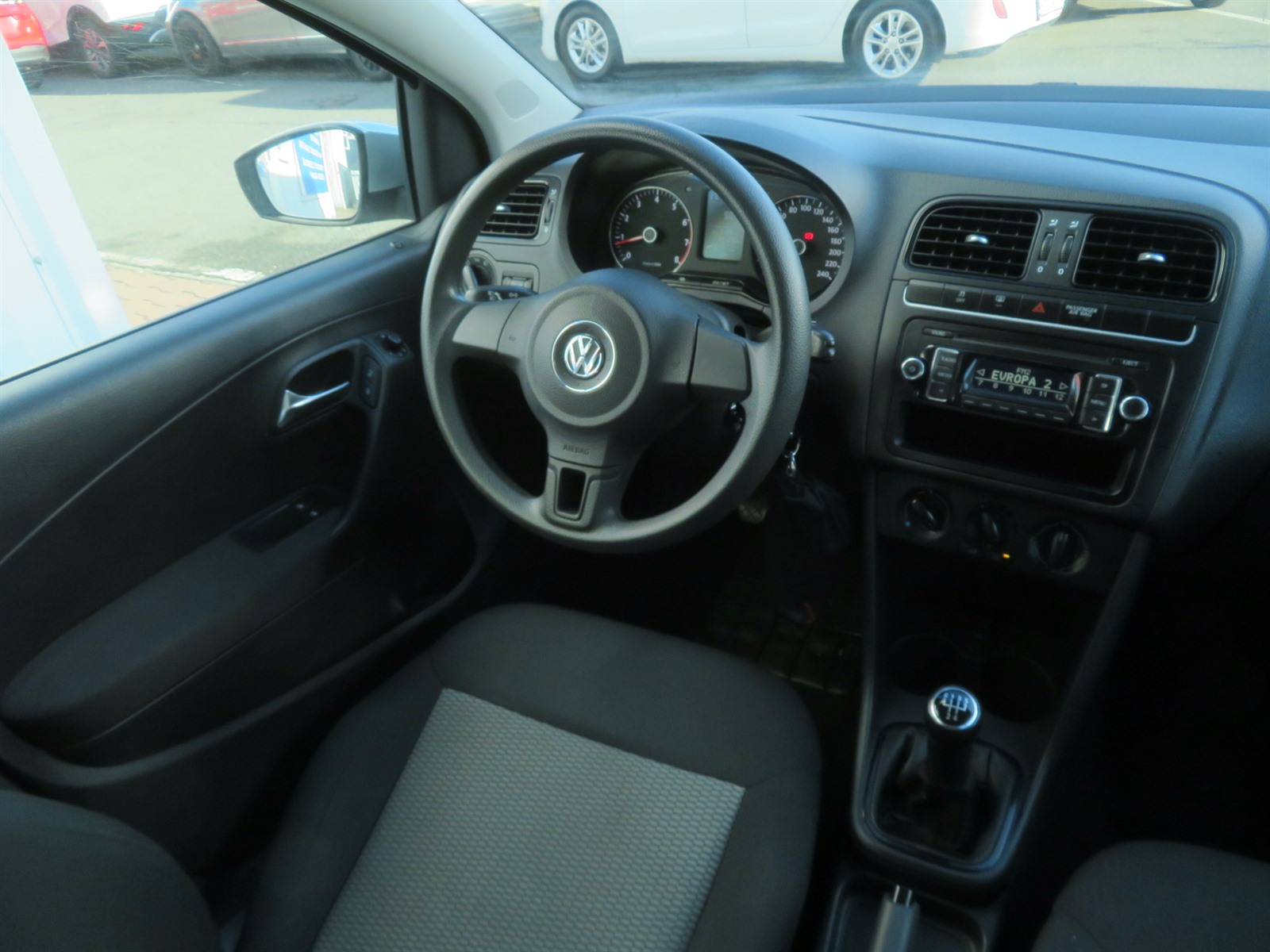 Volkswagen Polo, 2012 - pohled č. 9