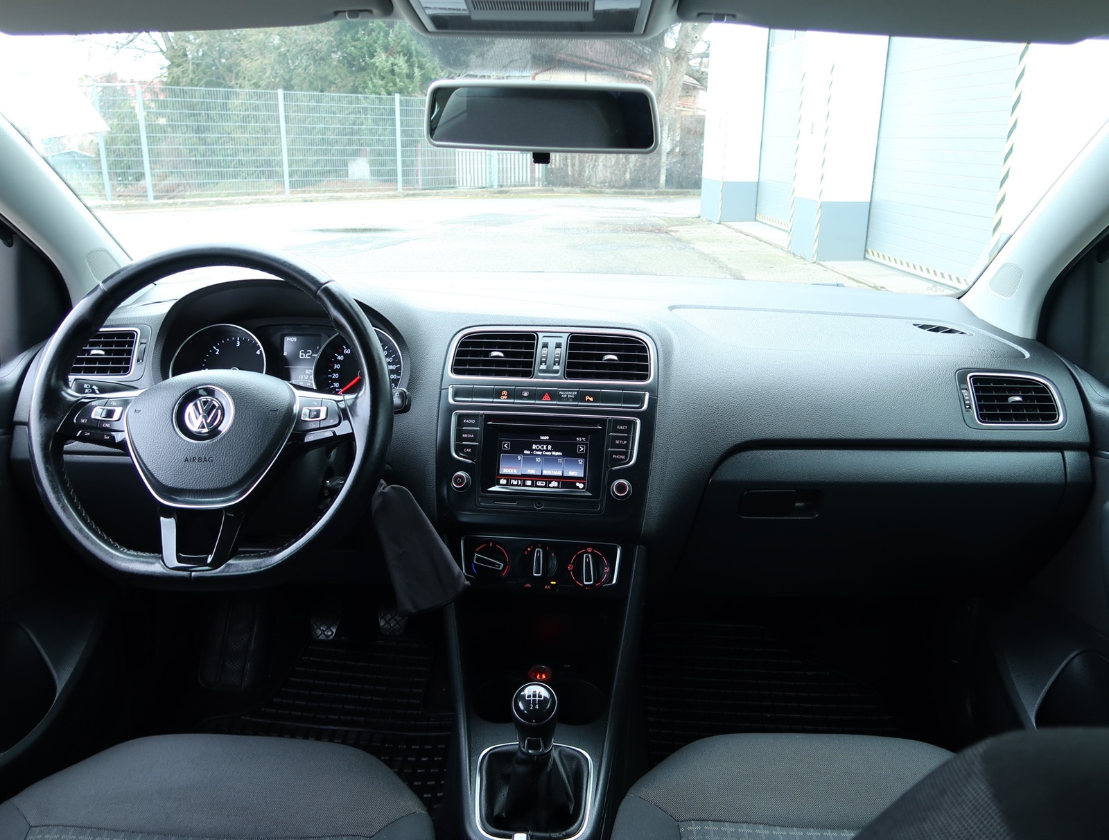 Volkswagen Polo, 2014 - pohled č. 10
