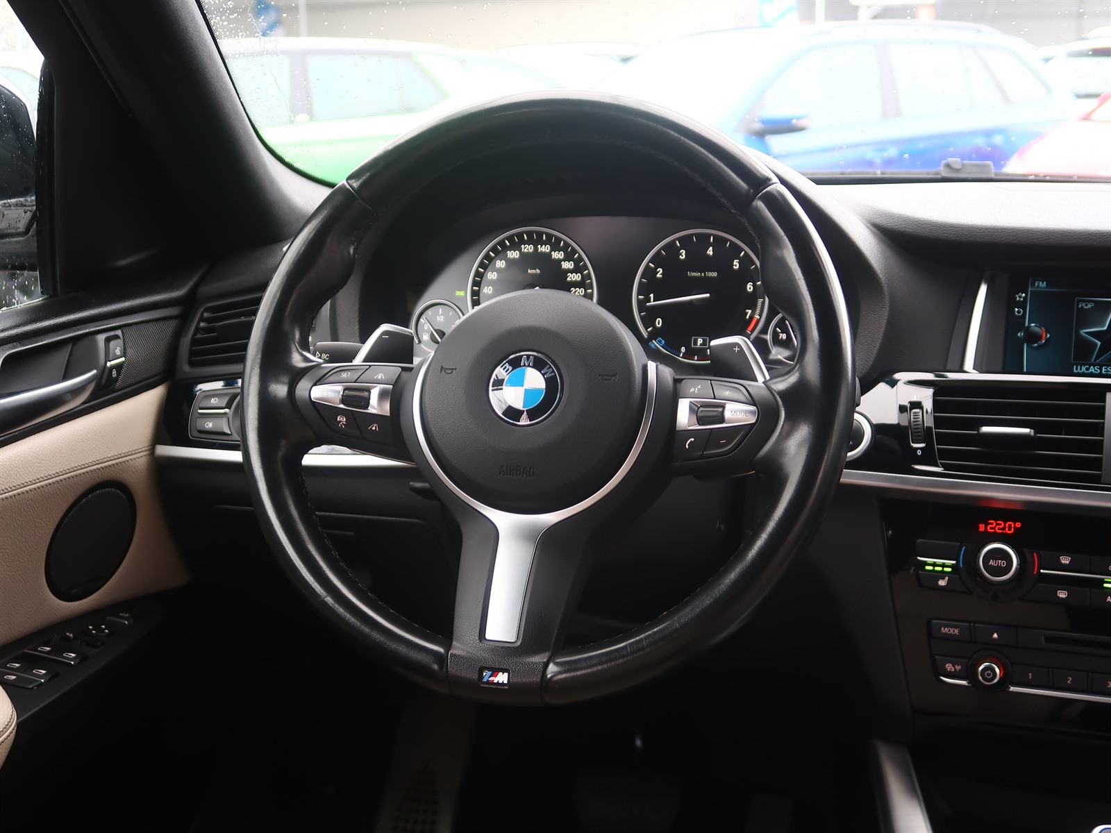 BMW X4, 2016 - pohled č. 24