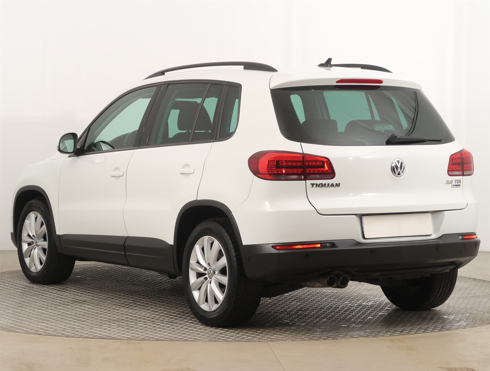 Volkswagen Tiguan, 2016 - pohled č. 5