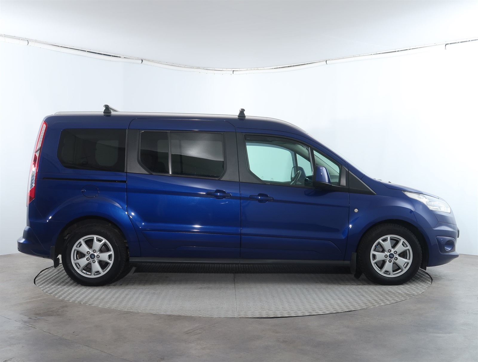 Ford Tourneo Connect, 2017 - pohled č. 8