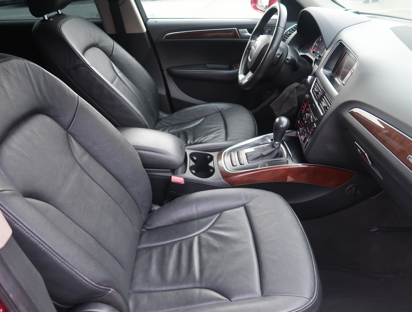 Audi Q5, 2009 - pohled č. 12
