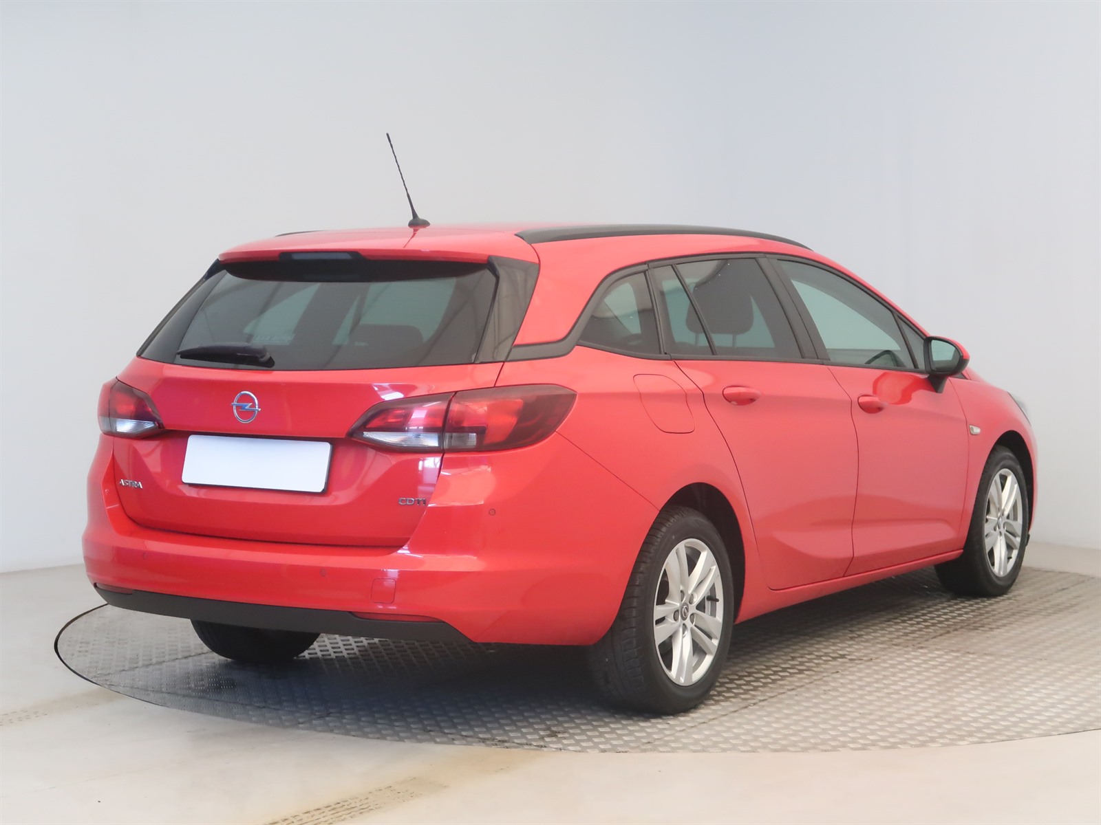 Opel Astra, 2018 - pohled č. 7