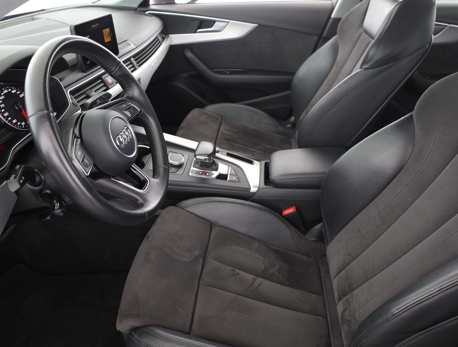 Audi A4, 2016 - pohled č. 13