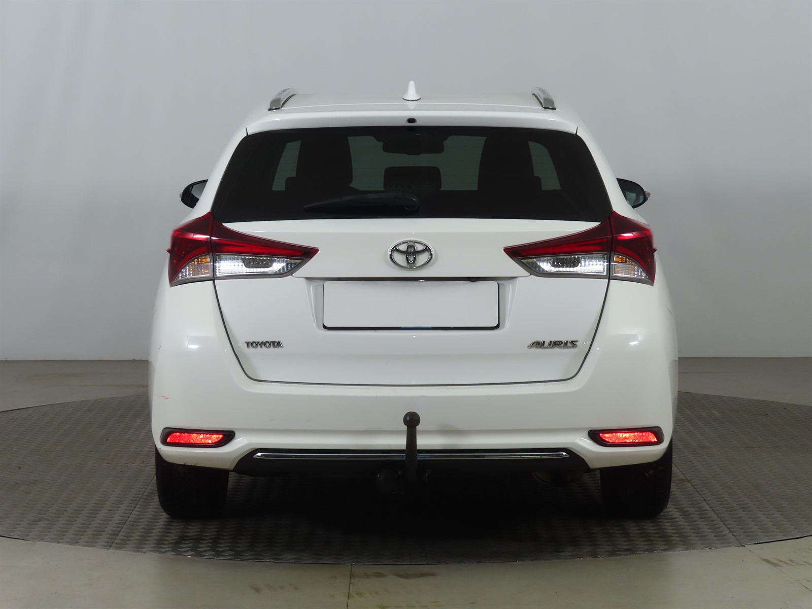 Toyota Auris, 2015 - pohled č. 6